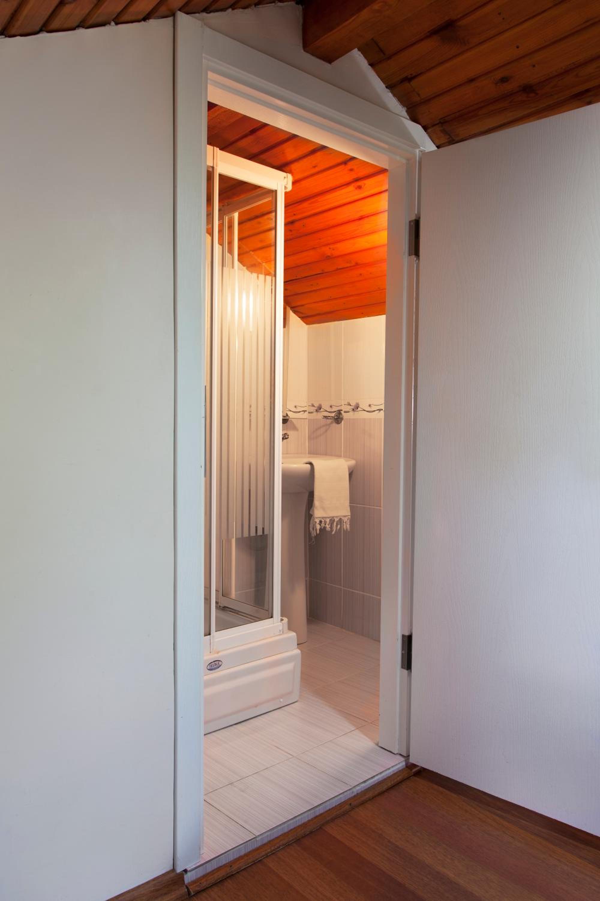 Deluxe Double Room with Sea View photo 2