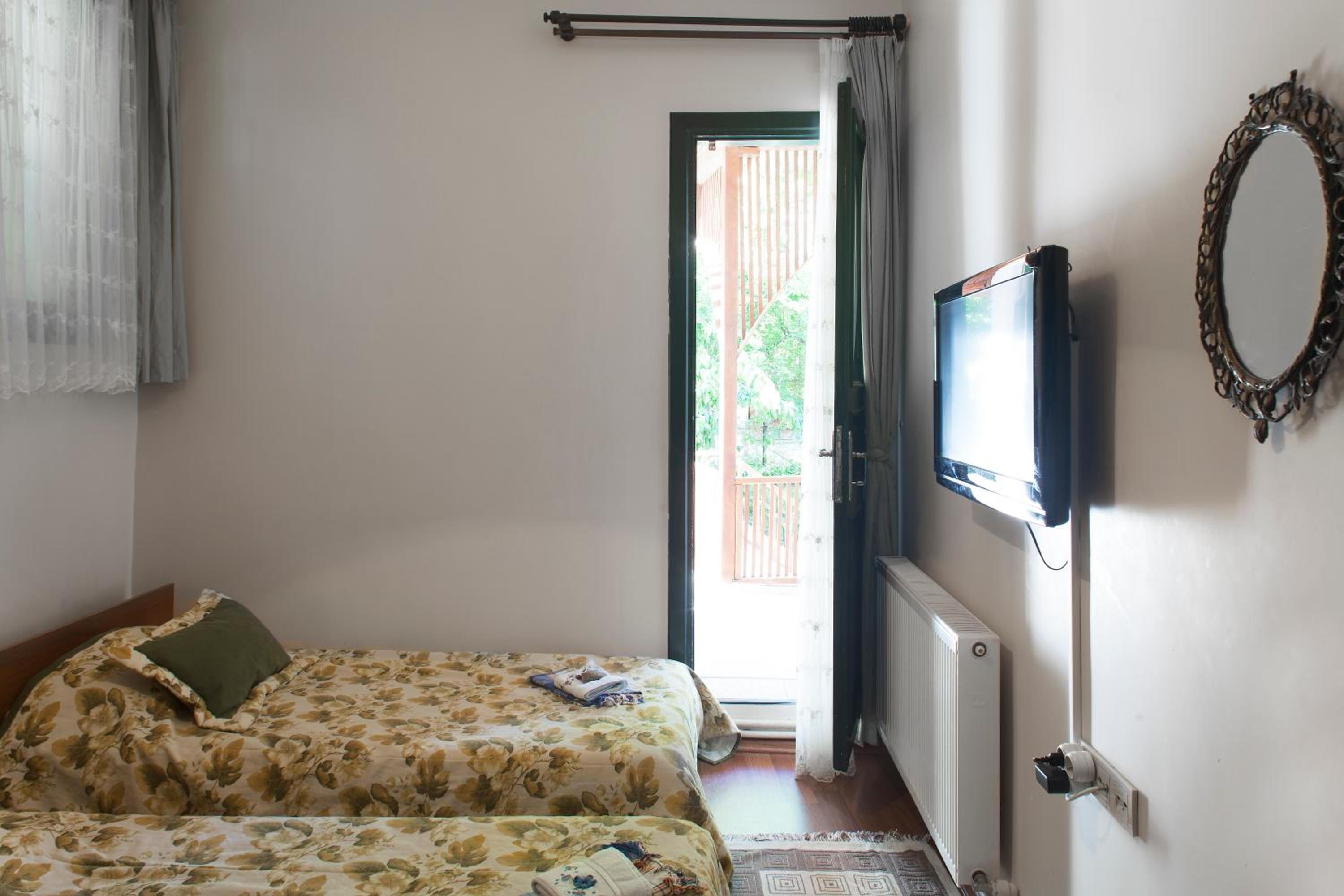 Double Room with Garden View photo 3