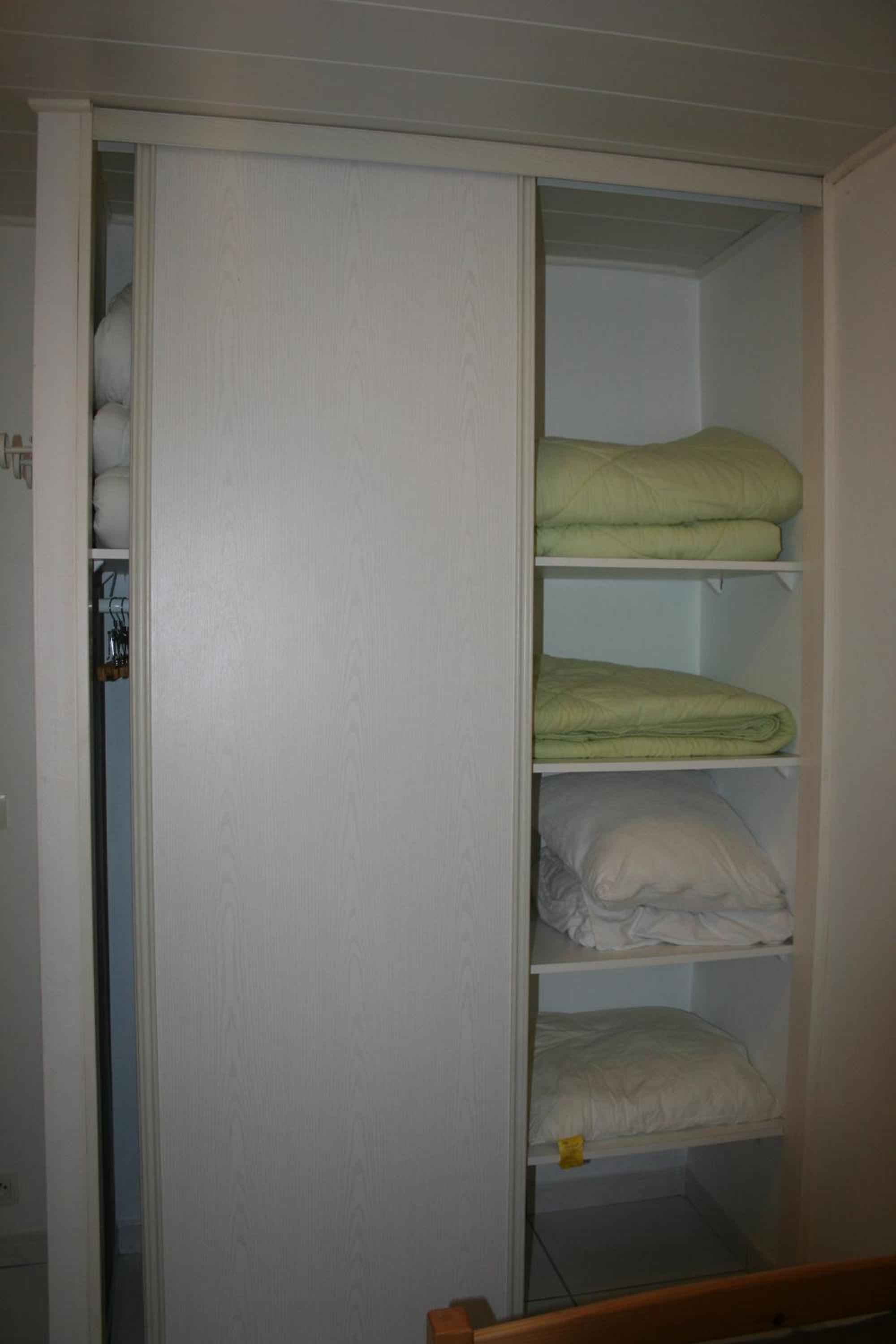 Two-Bedroom Apartment ( 5 Adults ) photo 3