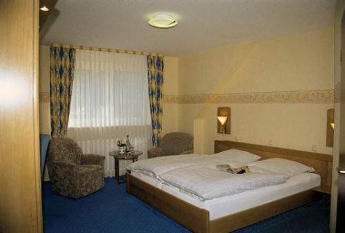 Double Room - Photo 13