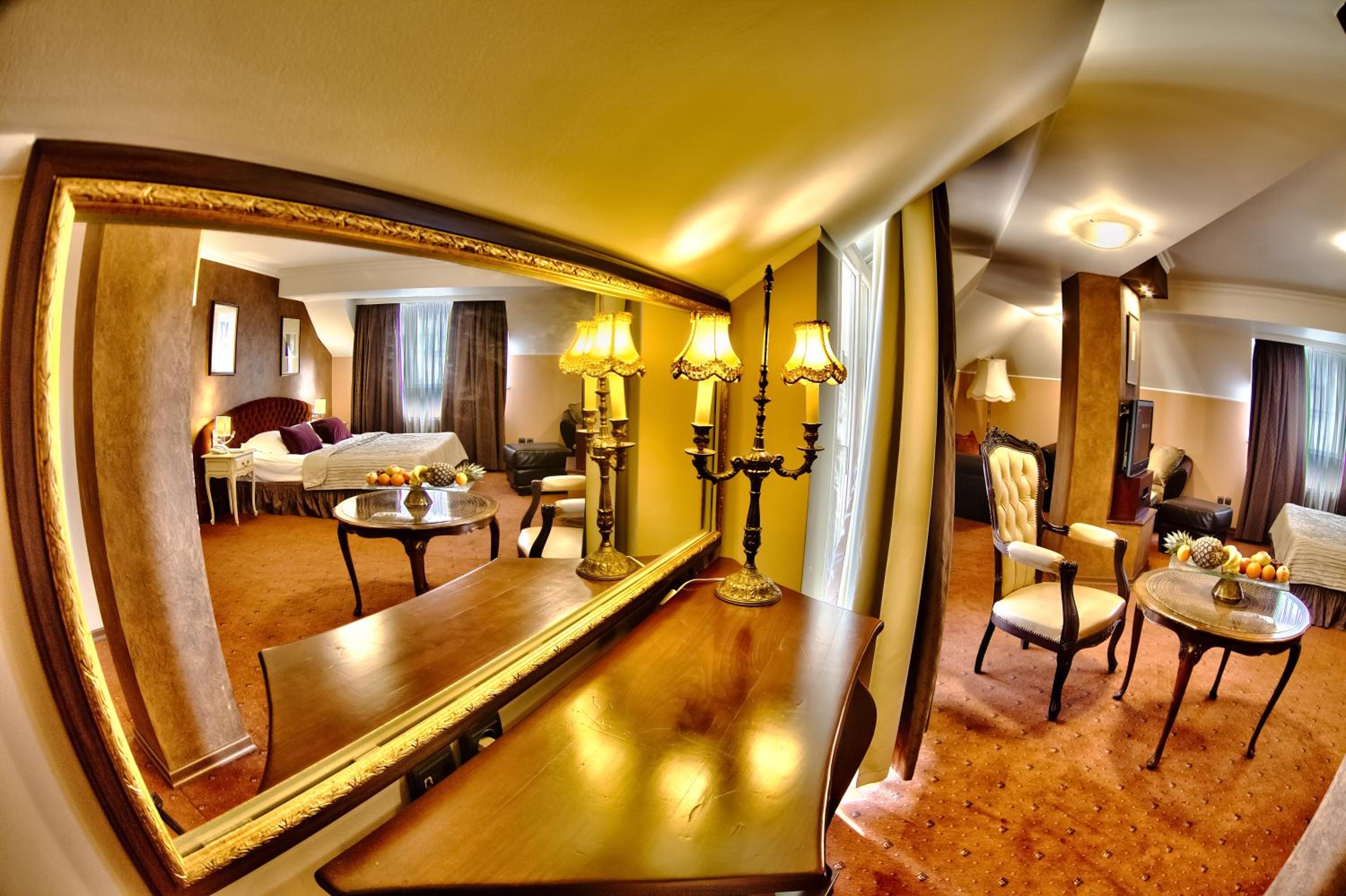 Junior Suite - Photo 1