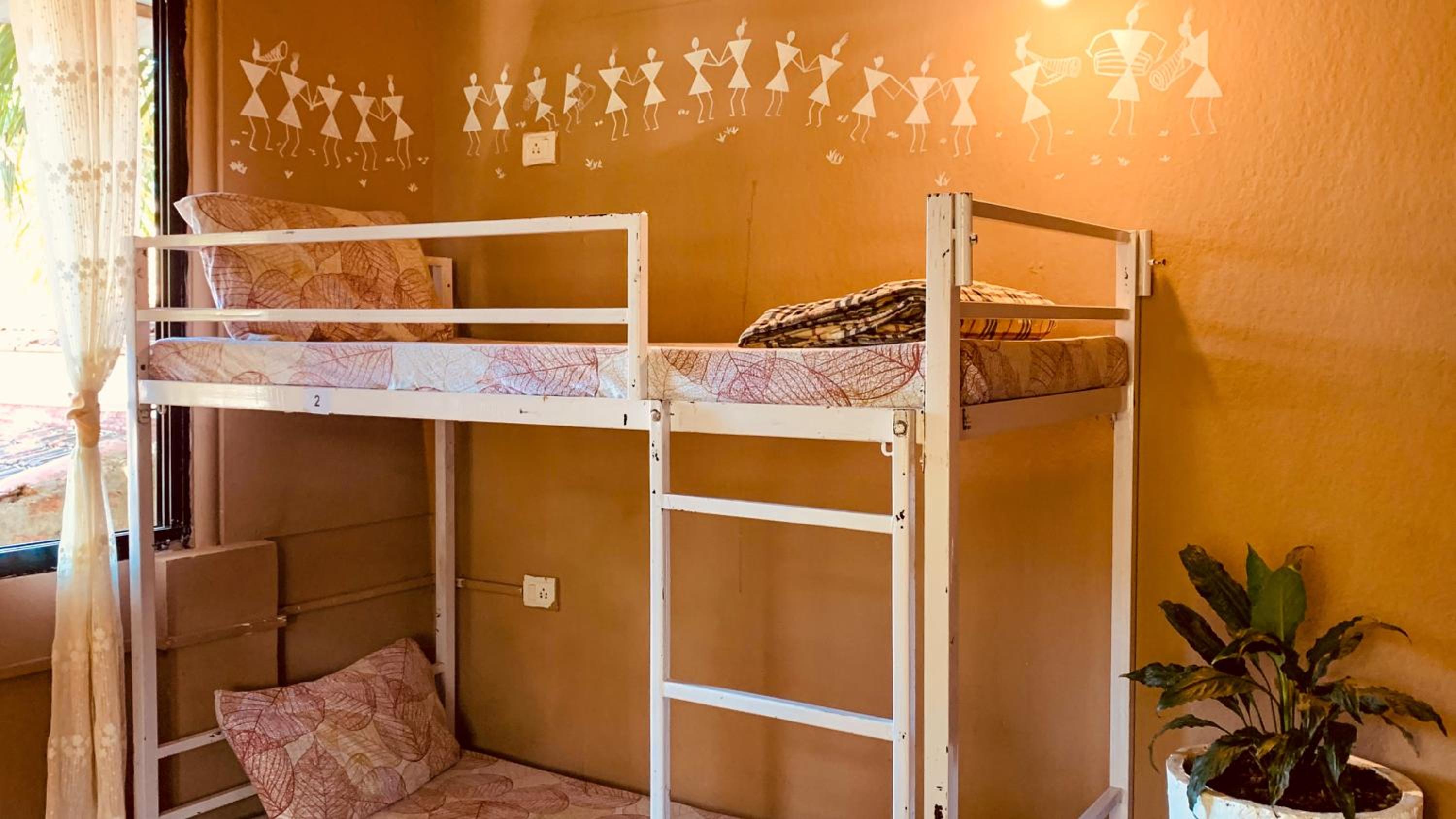 Bed In 6-Bed Dormitory Room photo 2