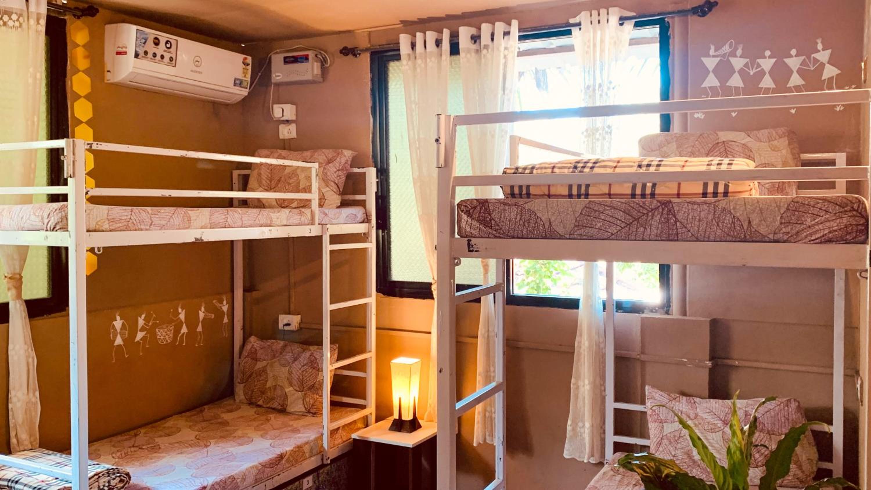 Bed In 6-Bed Mixed Dormitory Room photo 3