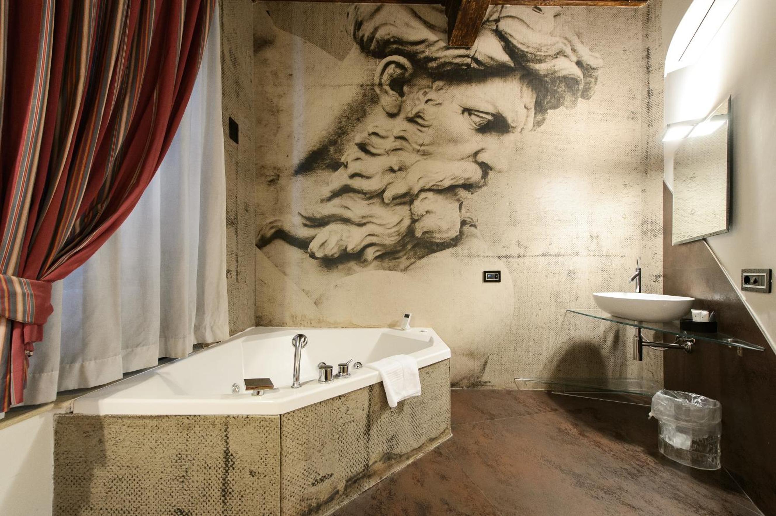 Deluxe Double Room with One Double Bed and 2 Adults Occupancy (Non Smoking)
