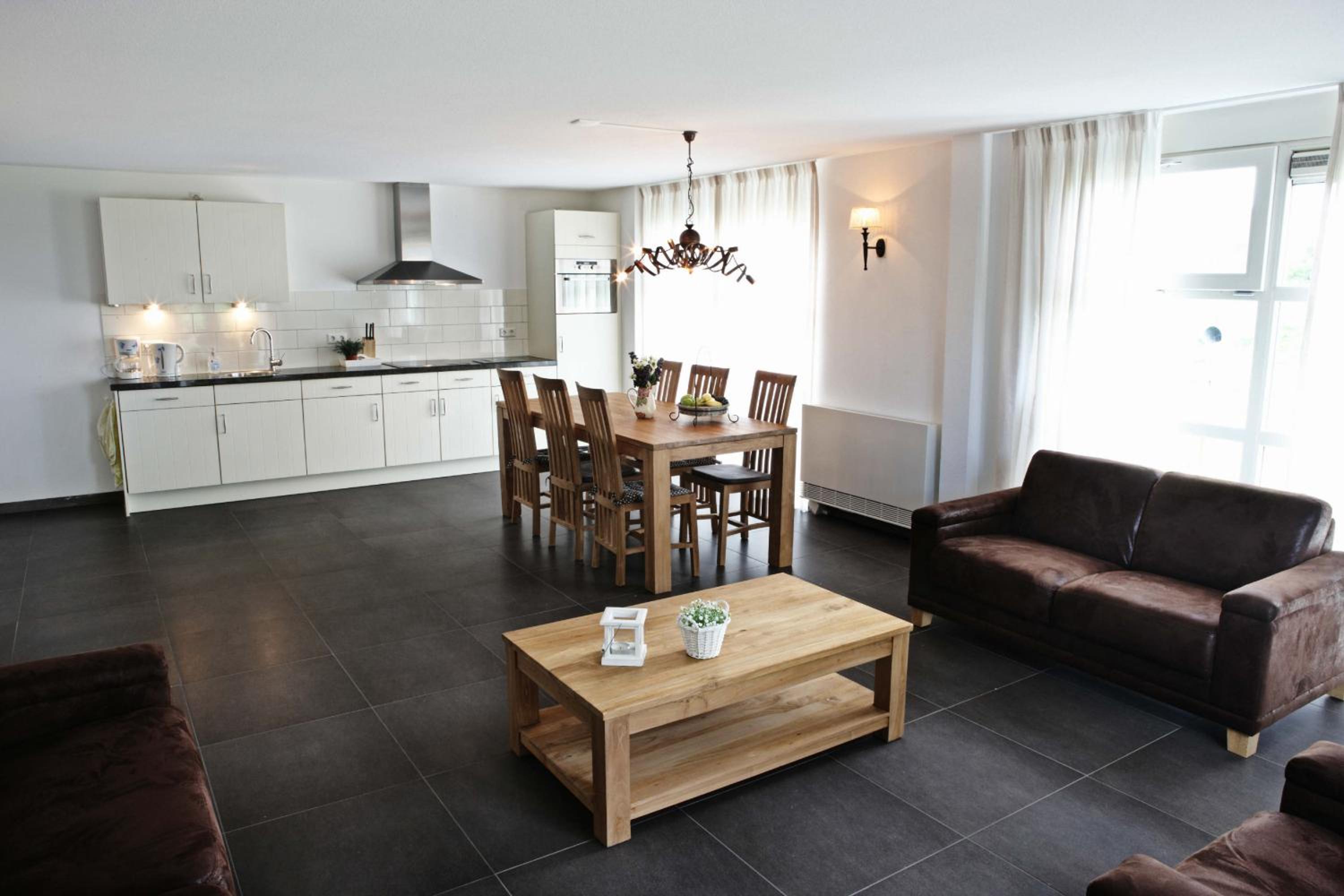 Two-Bedroom Apartment with Terrace photo 2