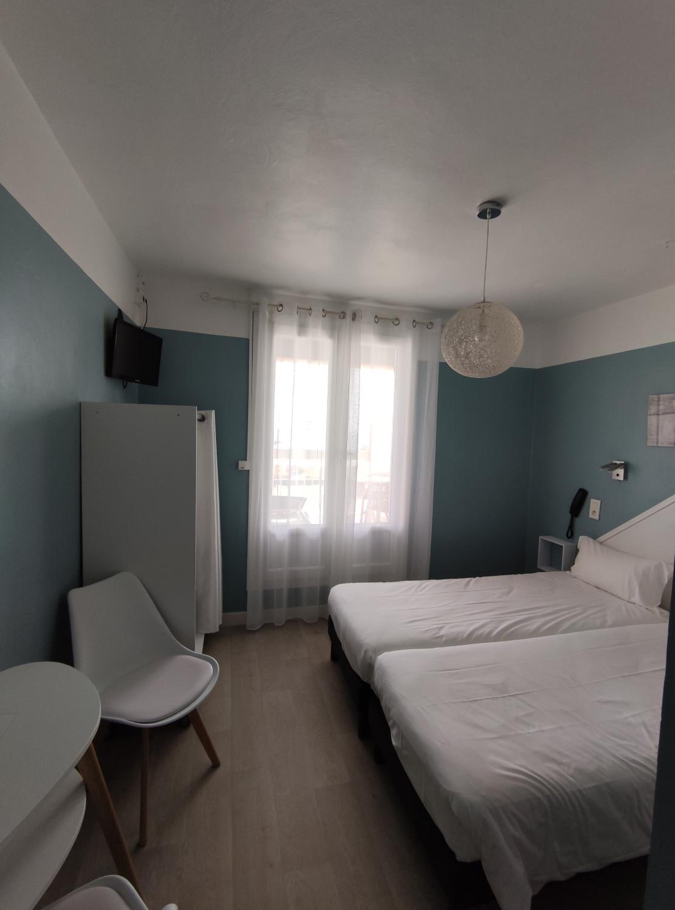 Double Room with Balcony and Sea View