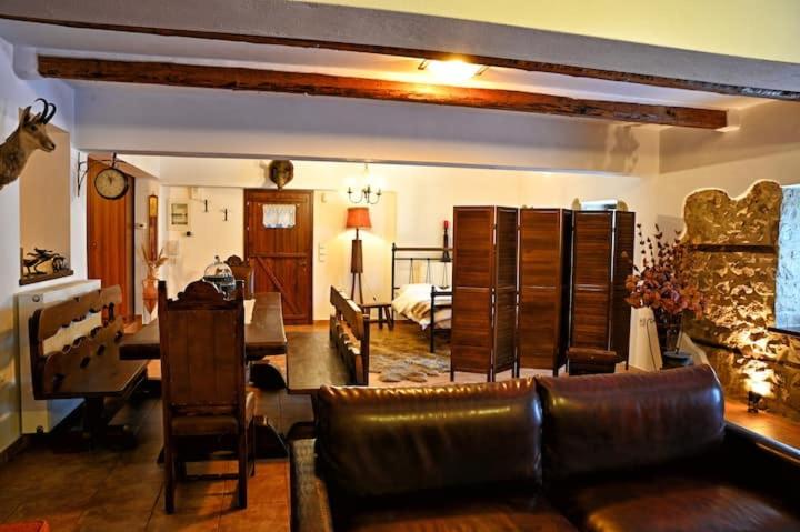 Deluxe Studio - Photo 1