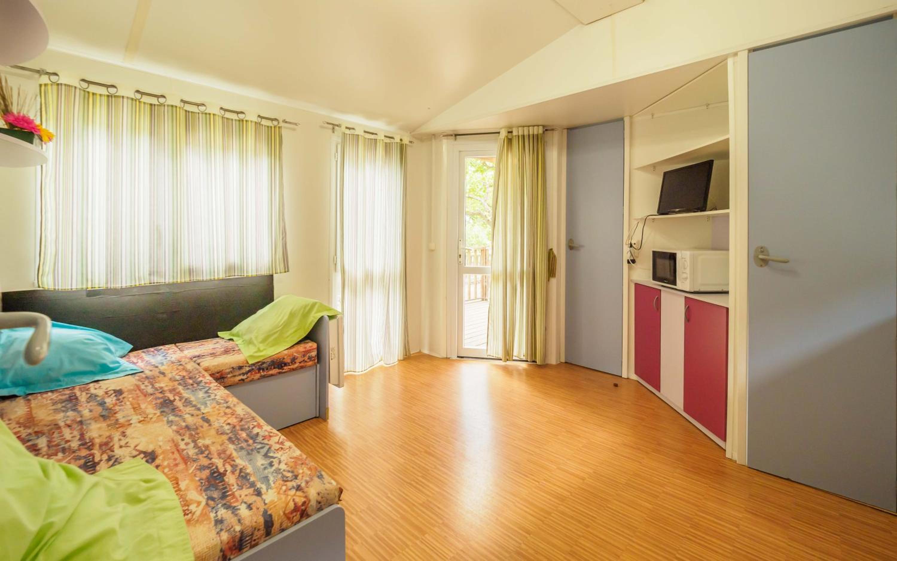 Casa móvil (4 adultos 2 niños)