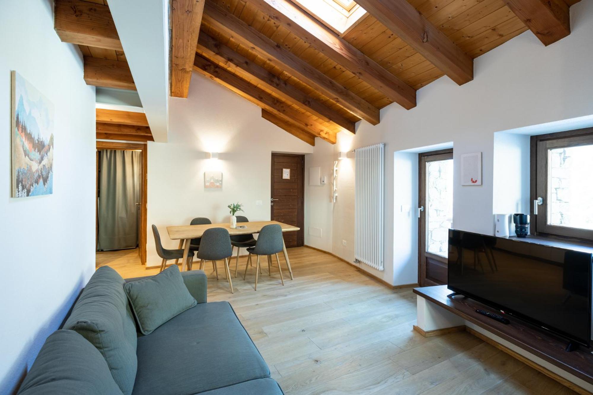 Appartamento con 2 Camere da Letto