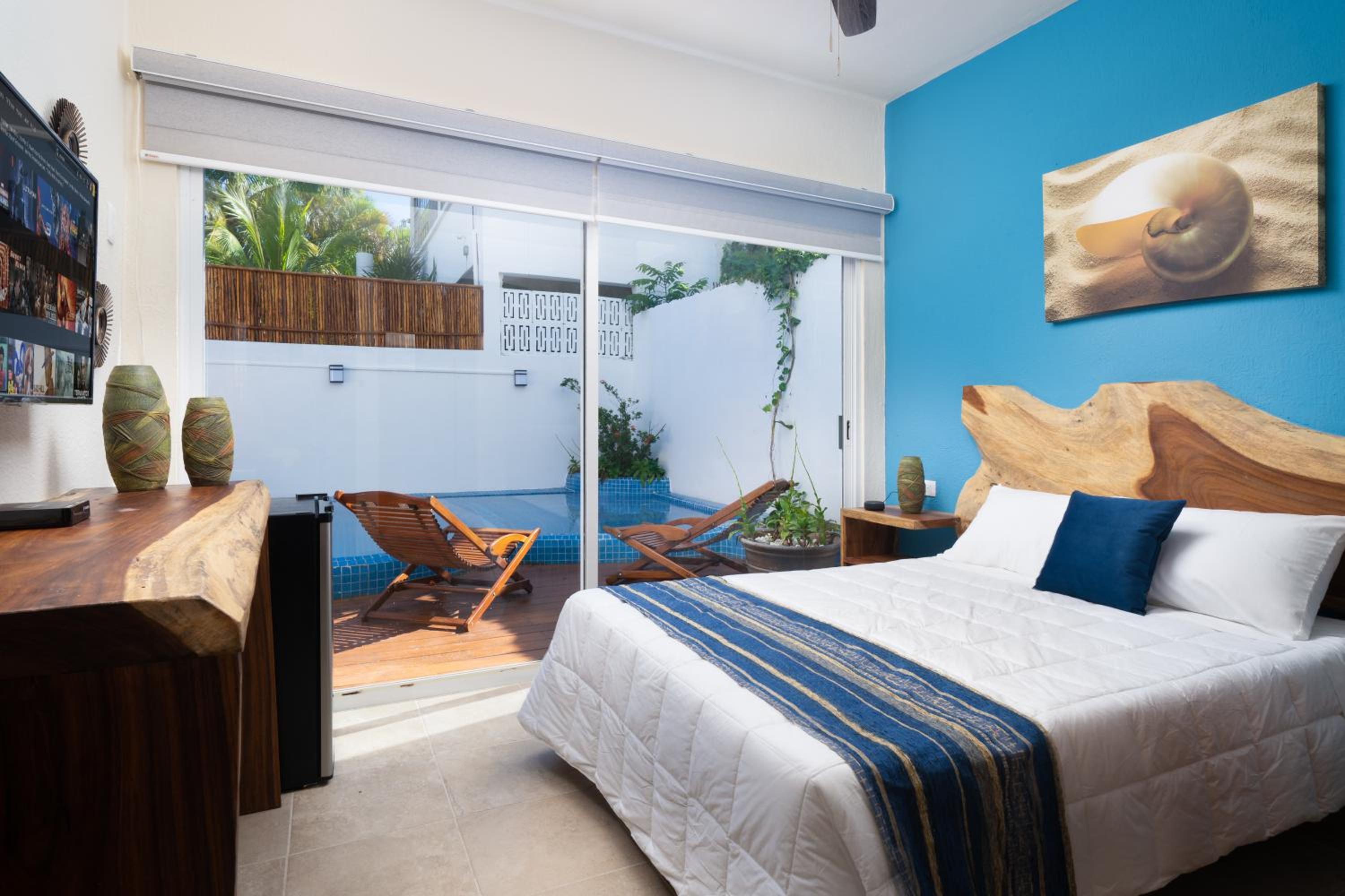 Chambre Double - Vue sur Piscine