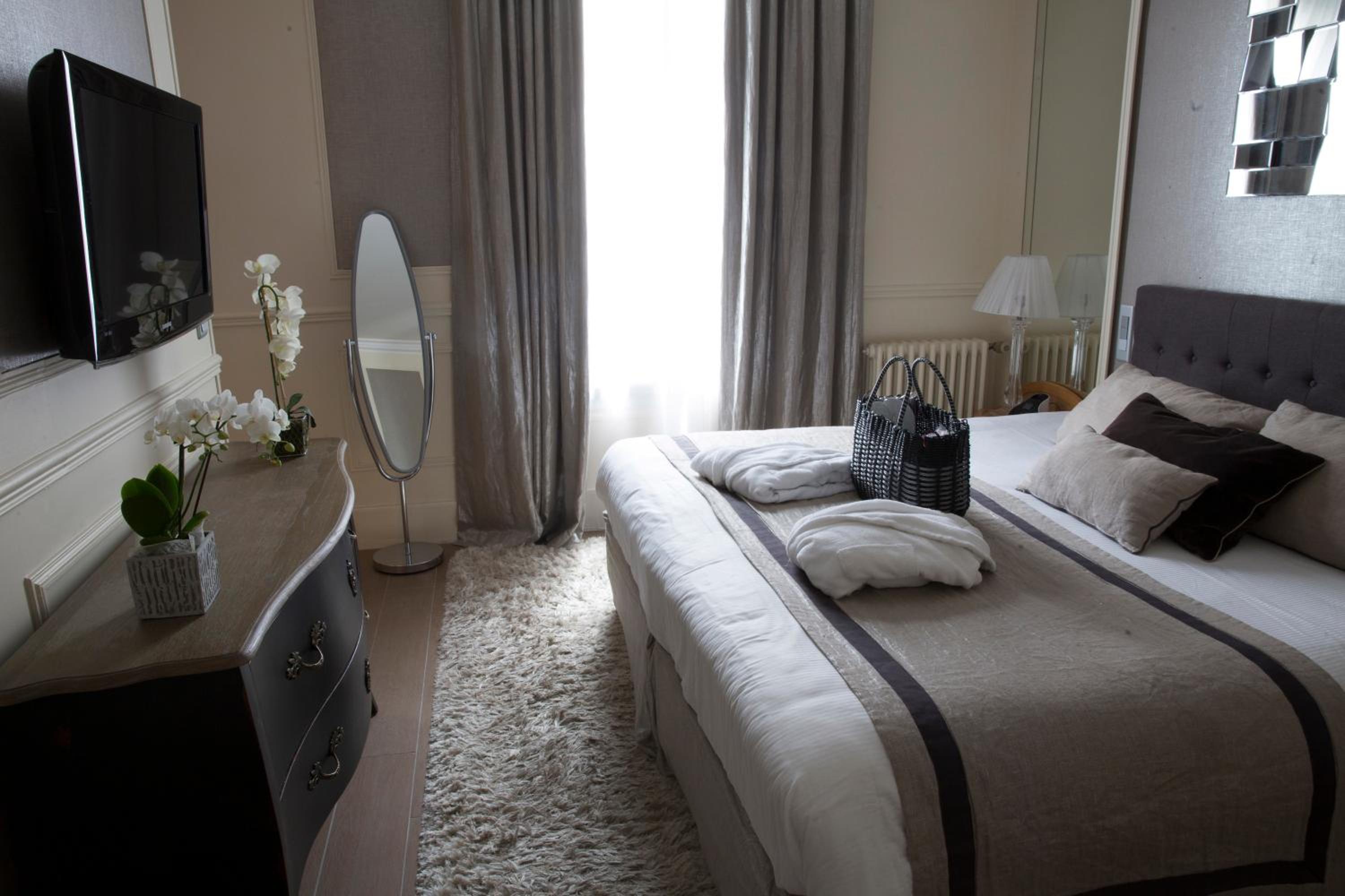 King Suite - Lounge Area photo 2