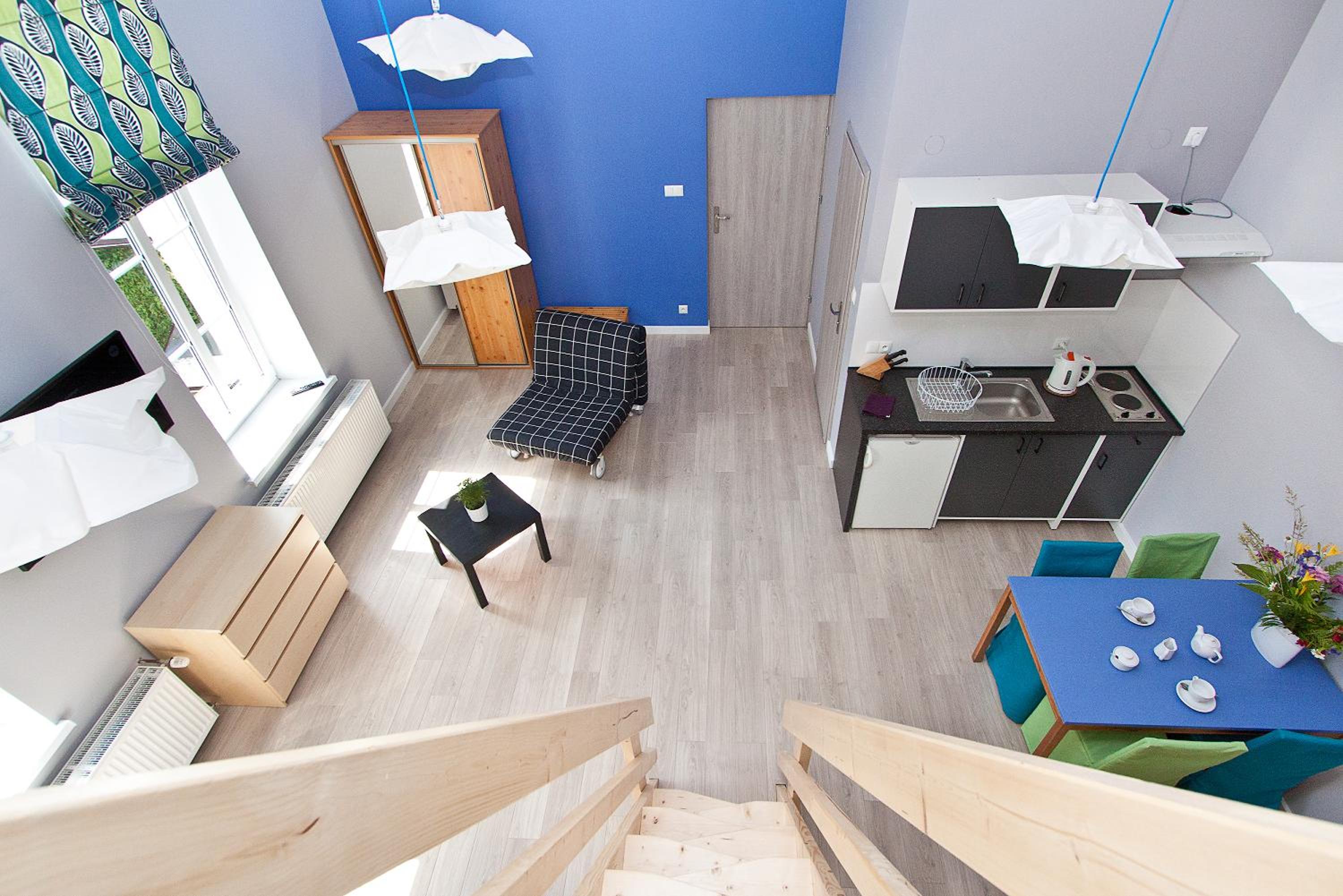 Family Studio - Photo 6