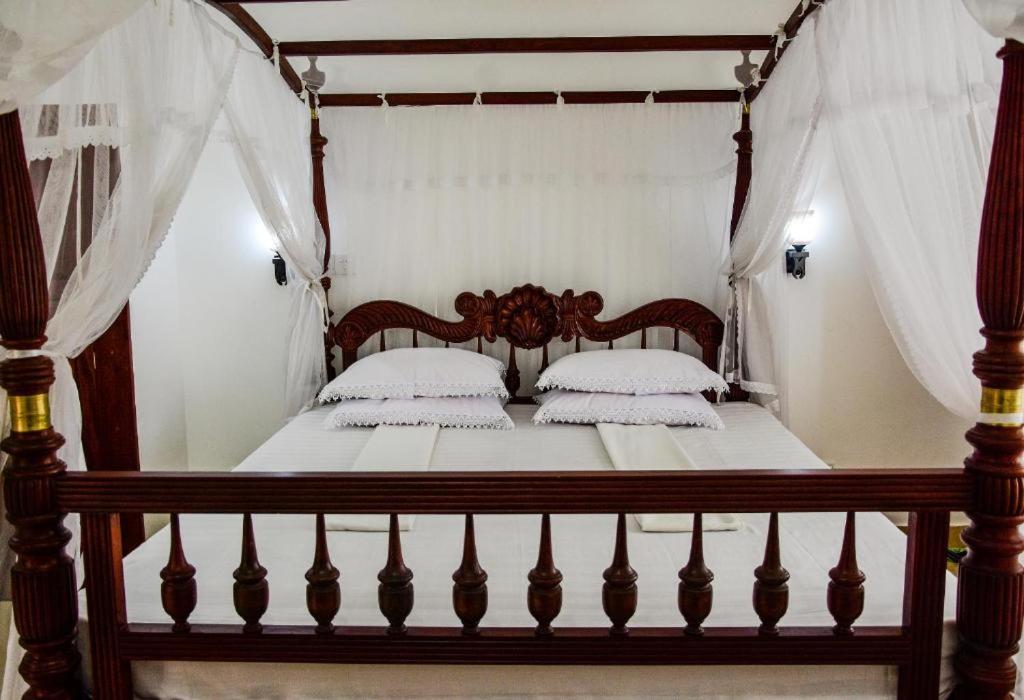 Double Room with Balcony and Sea View