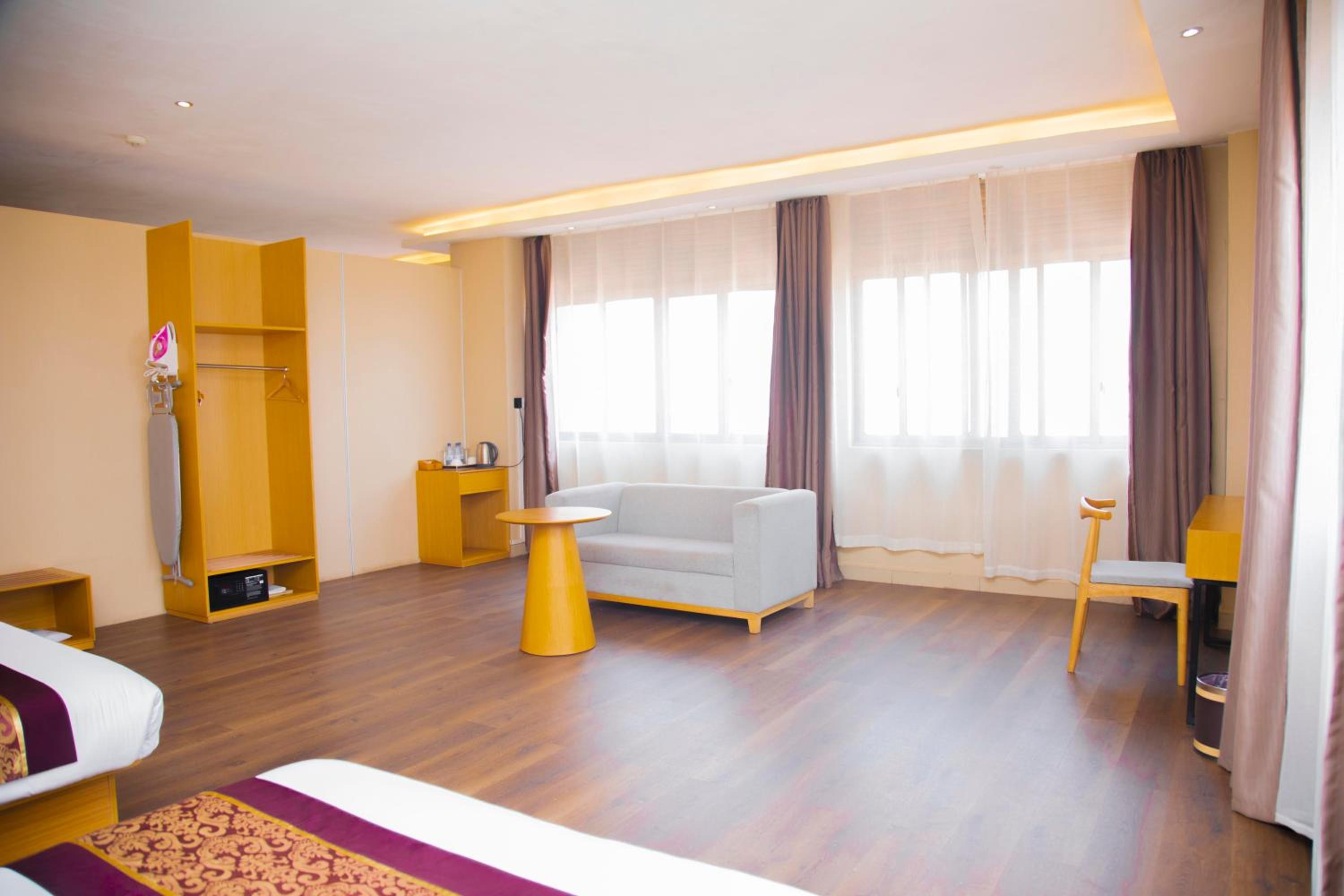 Superior Twin Suite photo 2