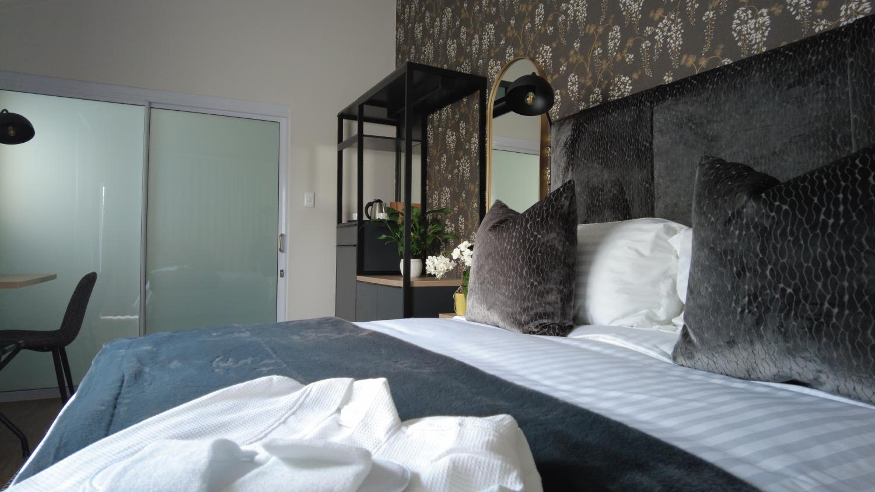 Deluxe Double Room photo 2