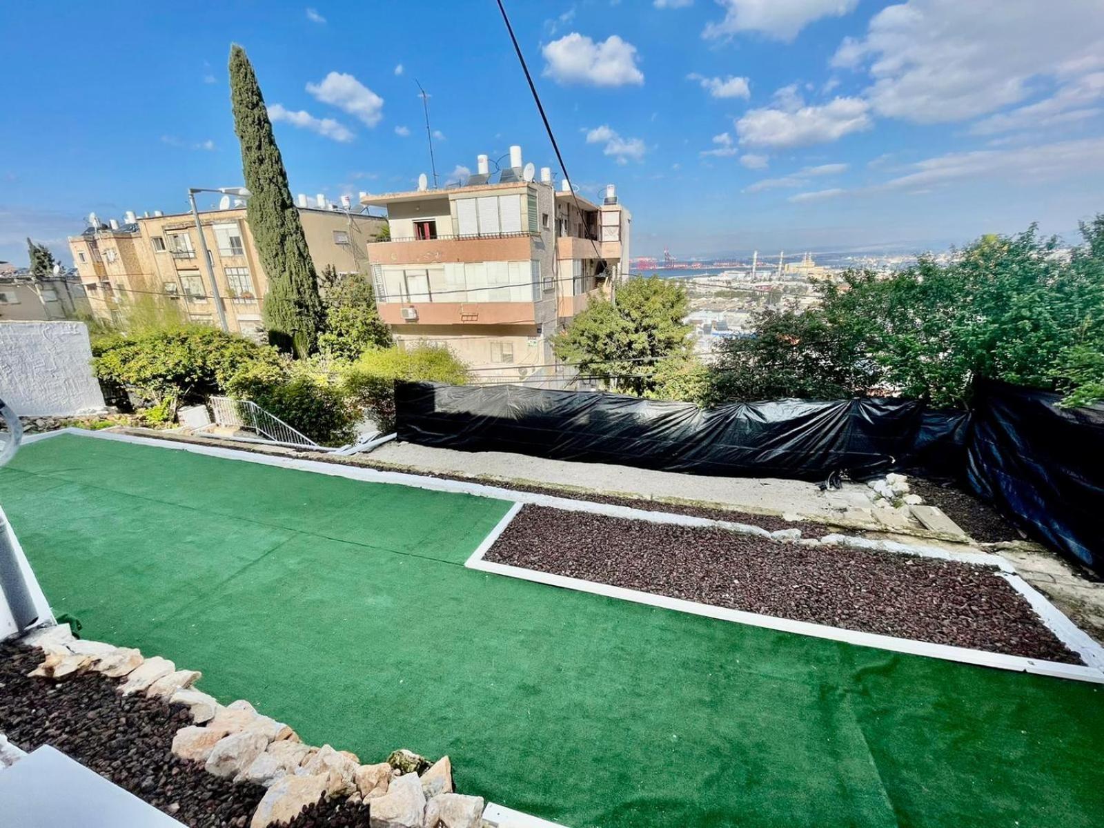 Studio Apartment with Balcony  - Photo 8