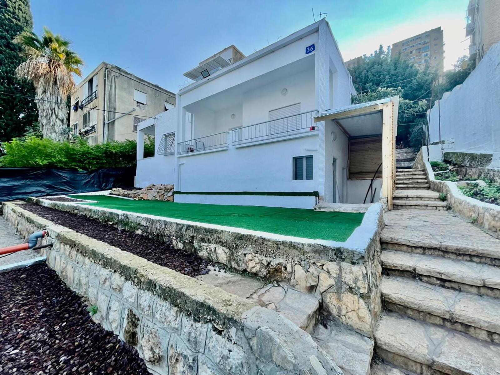 Studio Apartment with Balcony  - Photo 31
