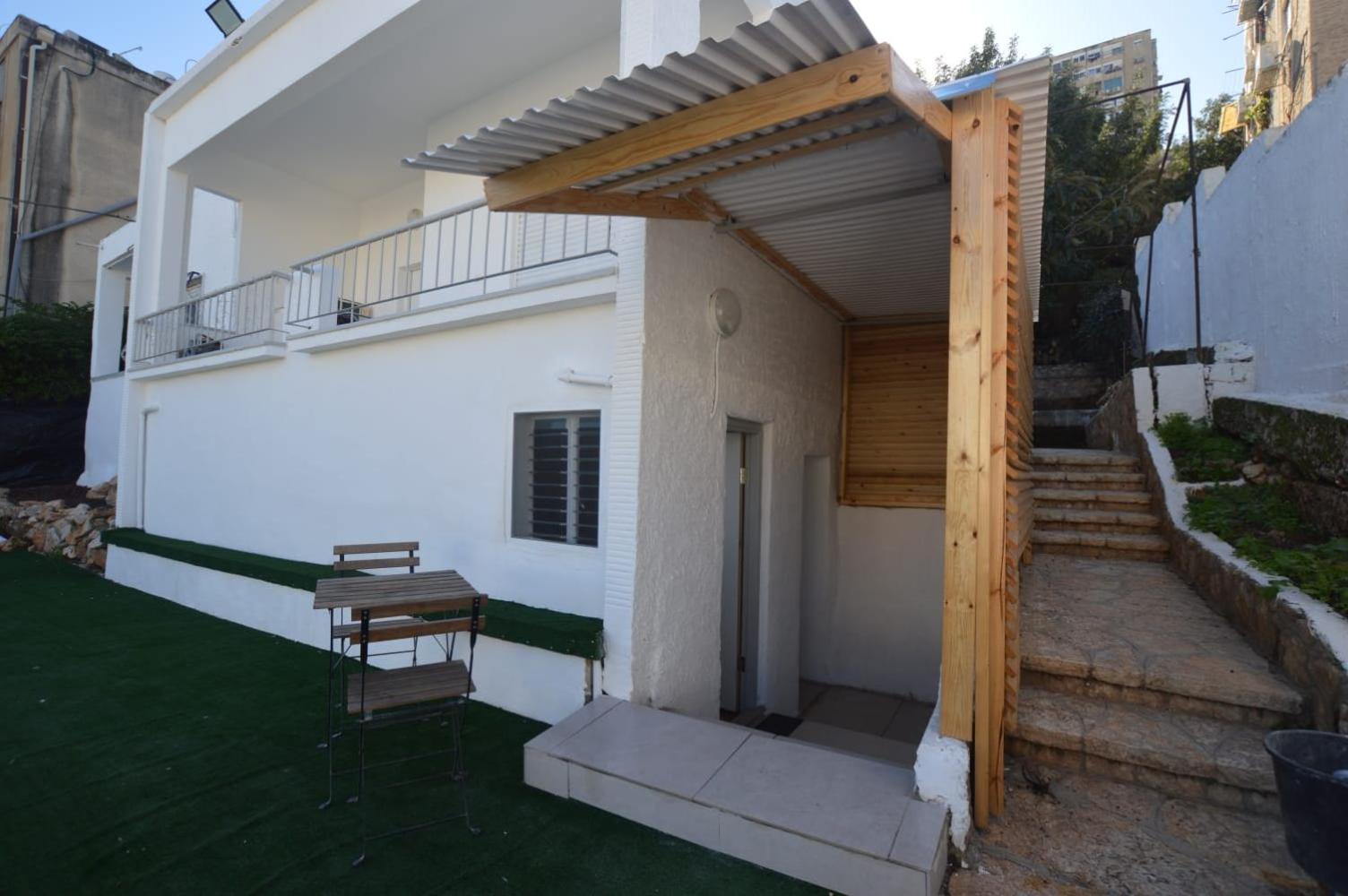 Studio Apartment with Balcony  - Photo 18