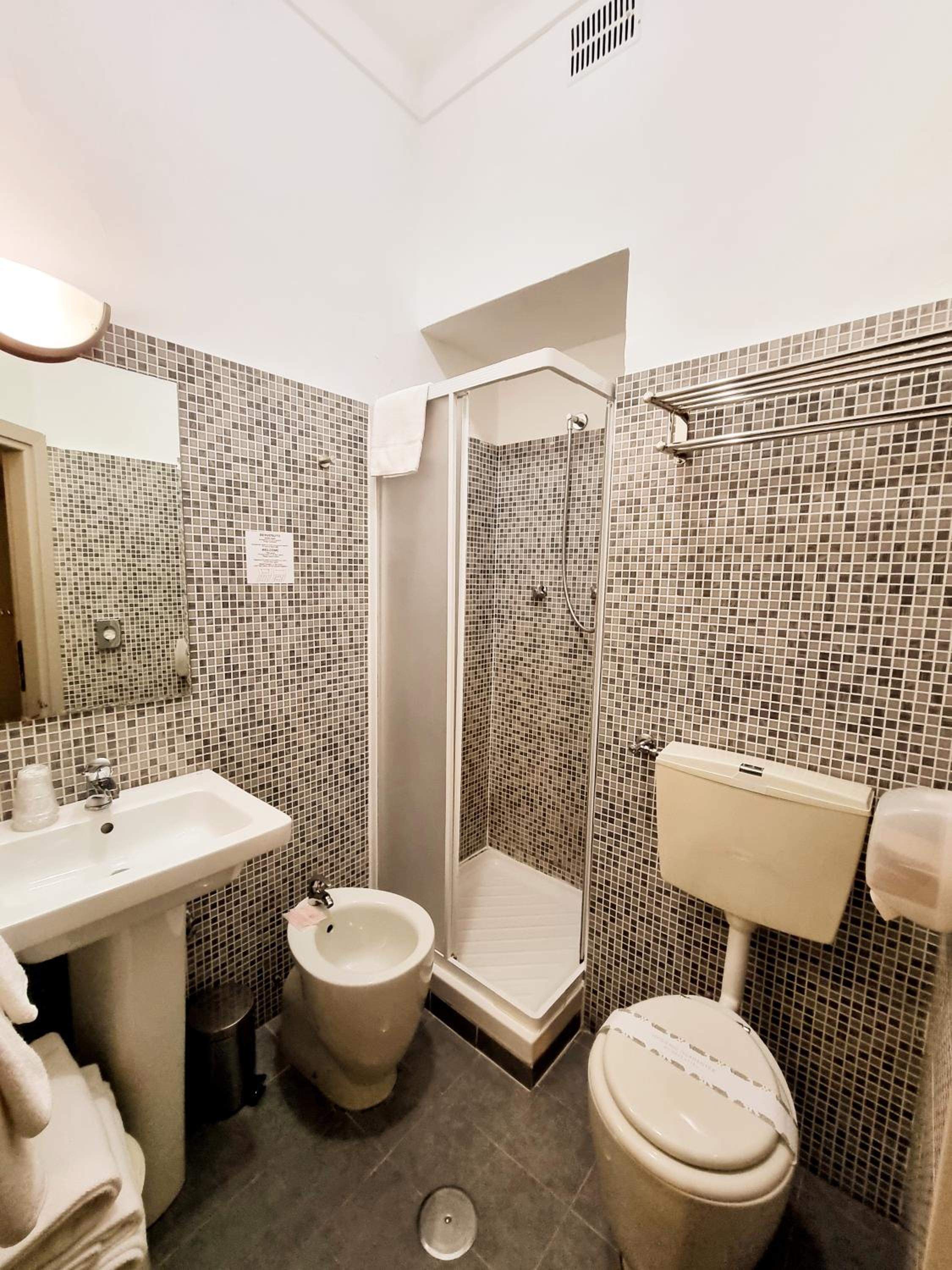 Triple Room - Photo 4