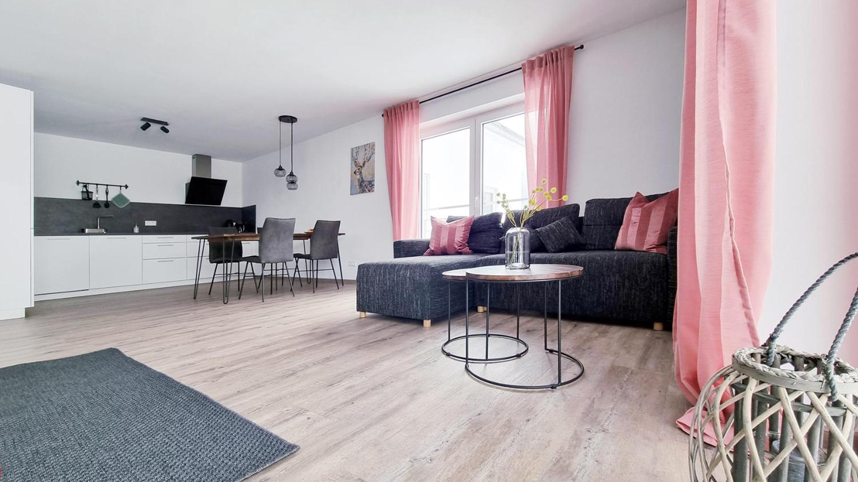 Superior One-Bedroom Apartment with Balcony - Photo 1