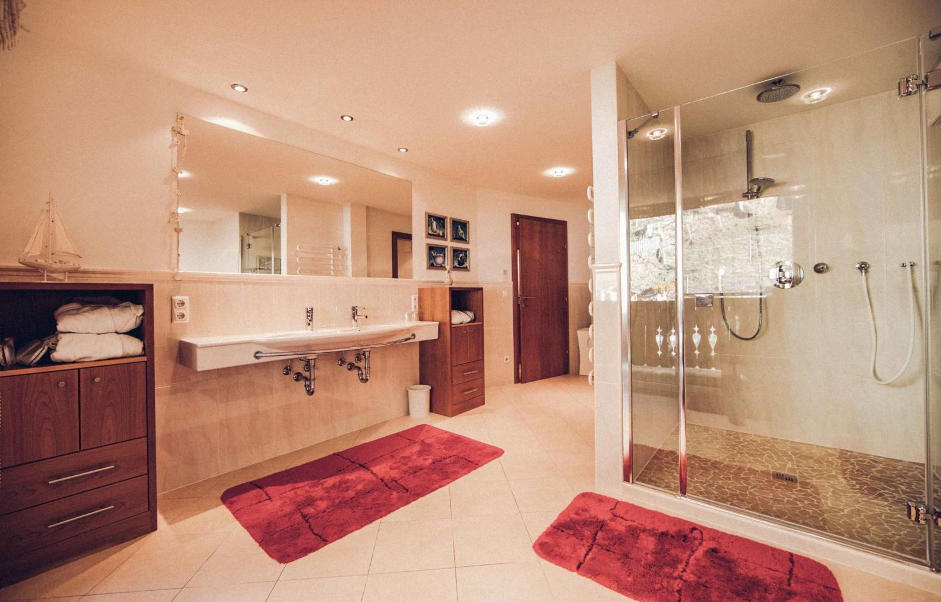 Deluxe Family Apartment photo 1