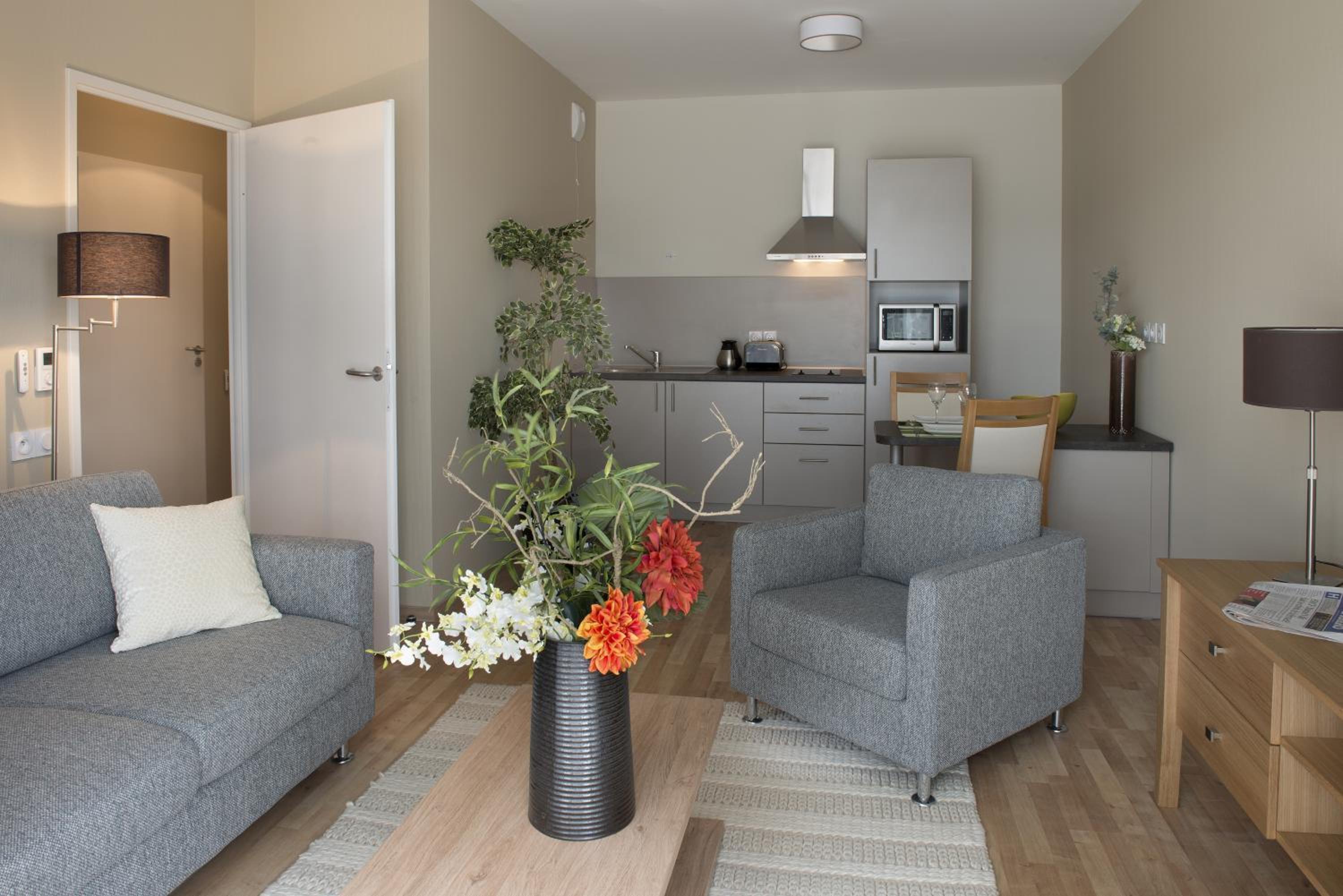 Two-Bedroom Apartment photo 2
