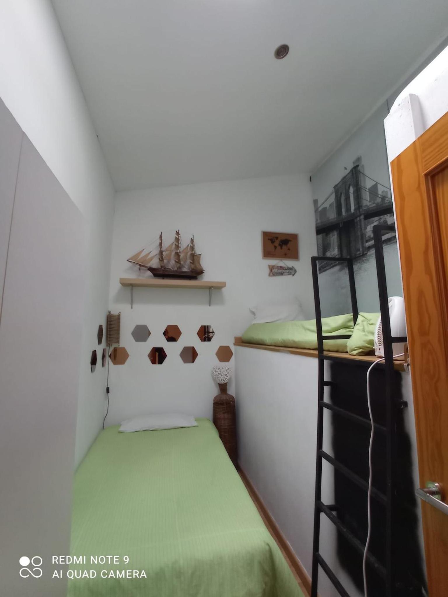 Family Studio - Photo 18