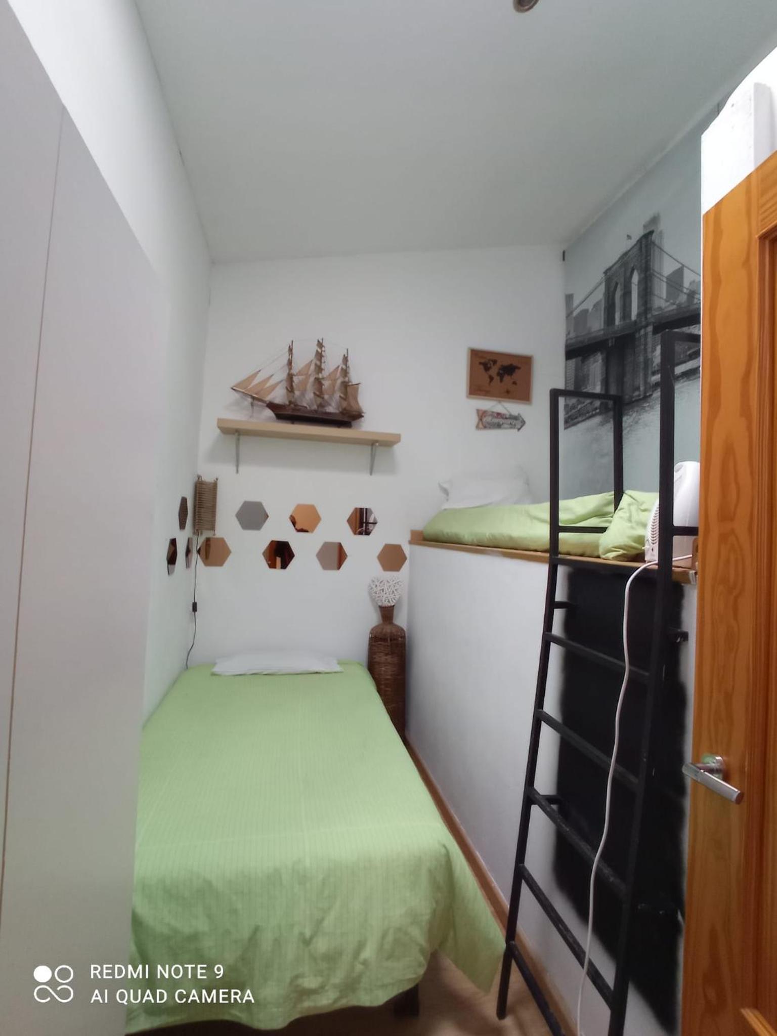 Family Studio - Photo 25