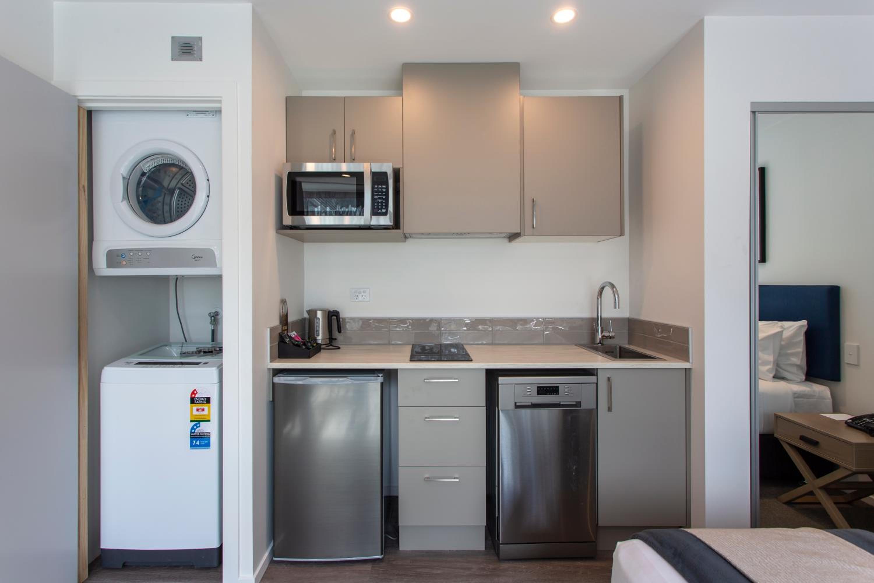 Studio Apartment Lake View - Photo 10