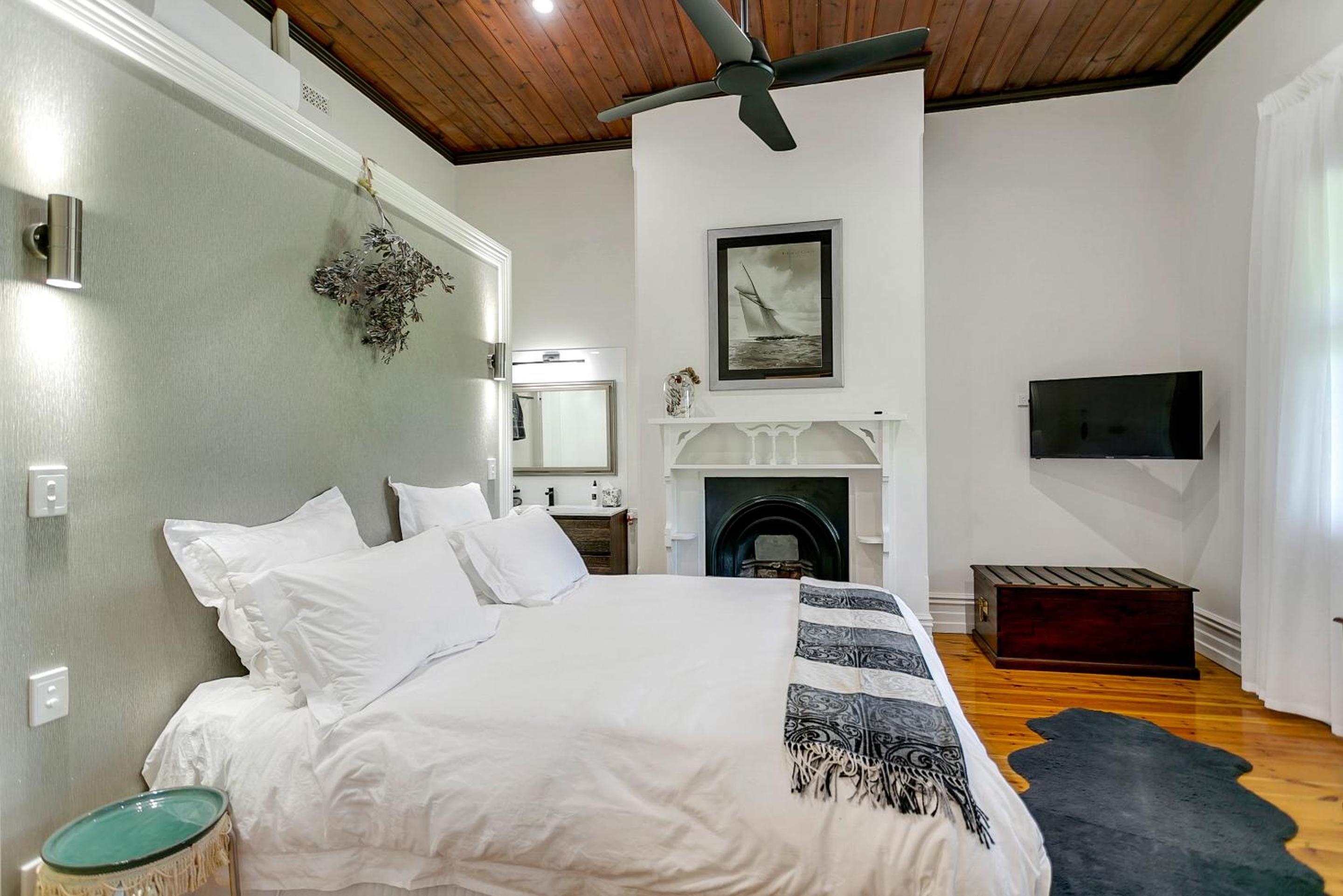 King Room with Garden View photo 2