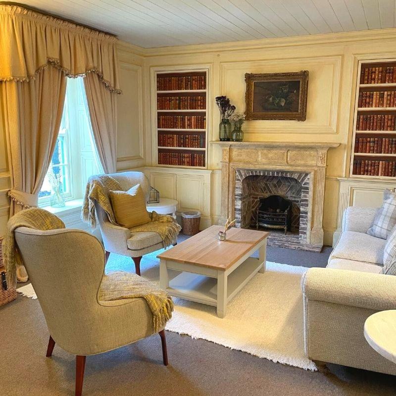 Shackleton House photo 2