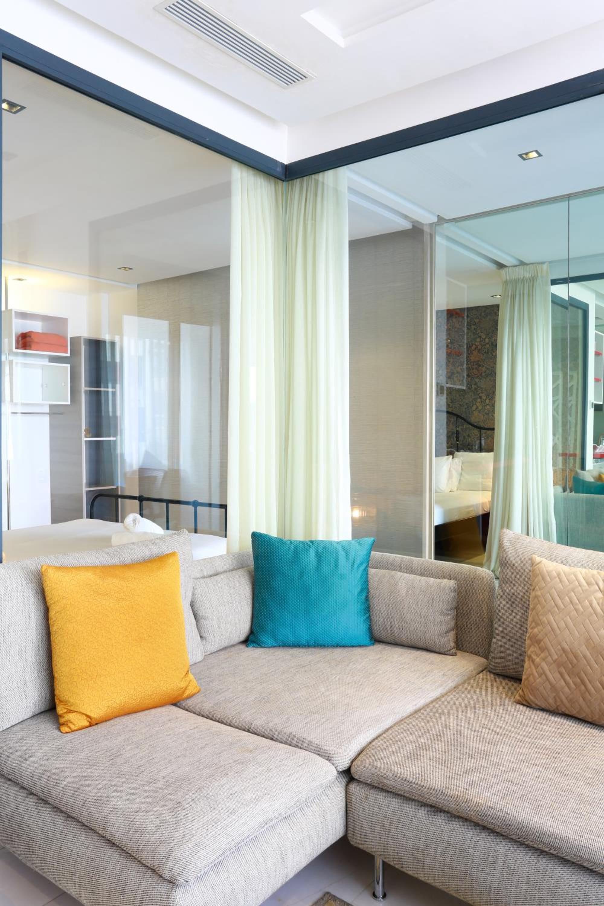 One-Bedroom Apartment - Photo 33