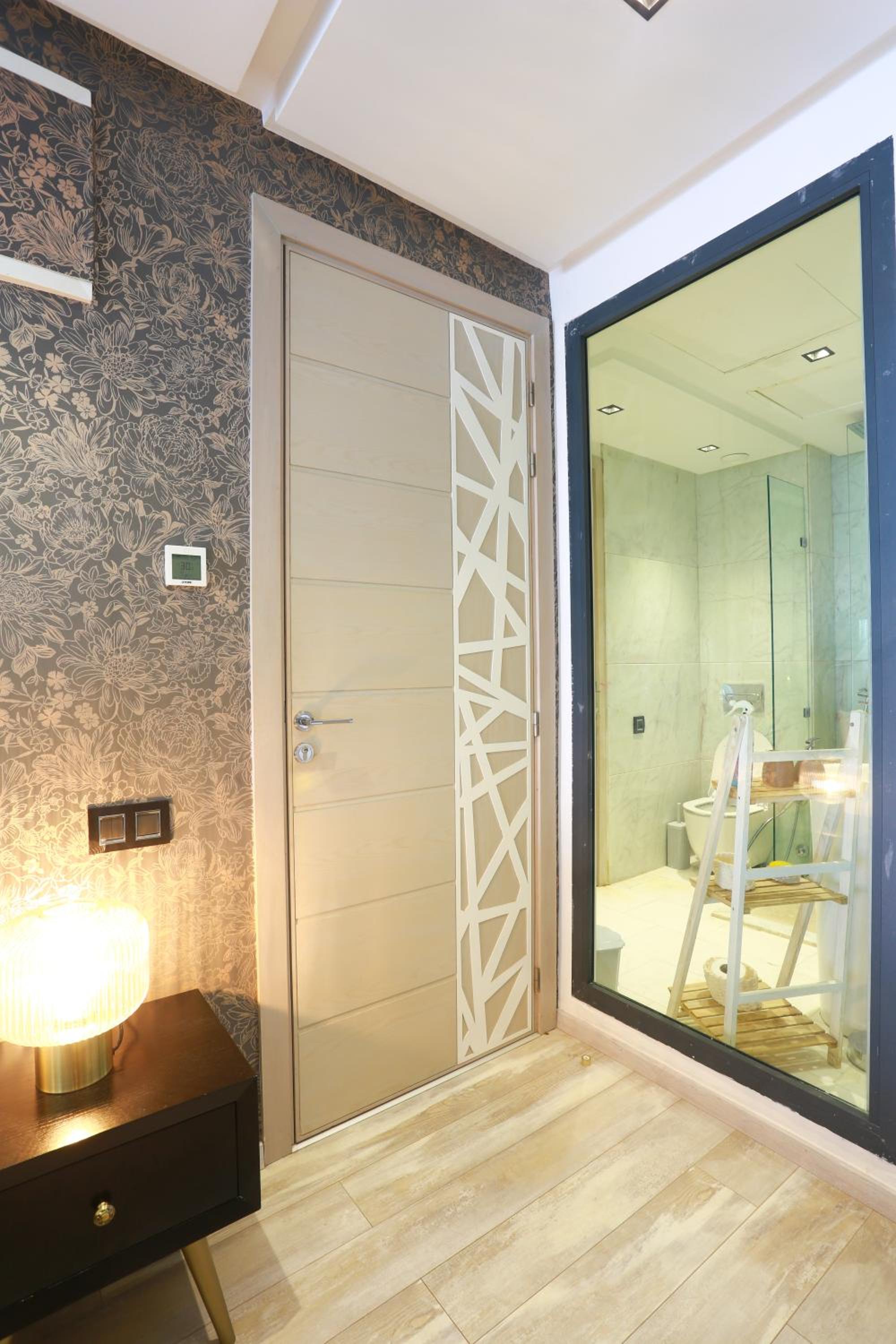 One-Bedroom Apartment - Photo 11