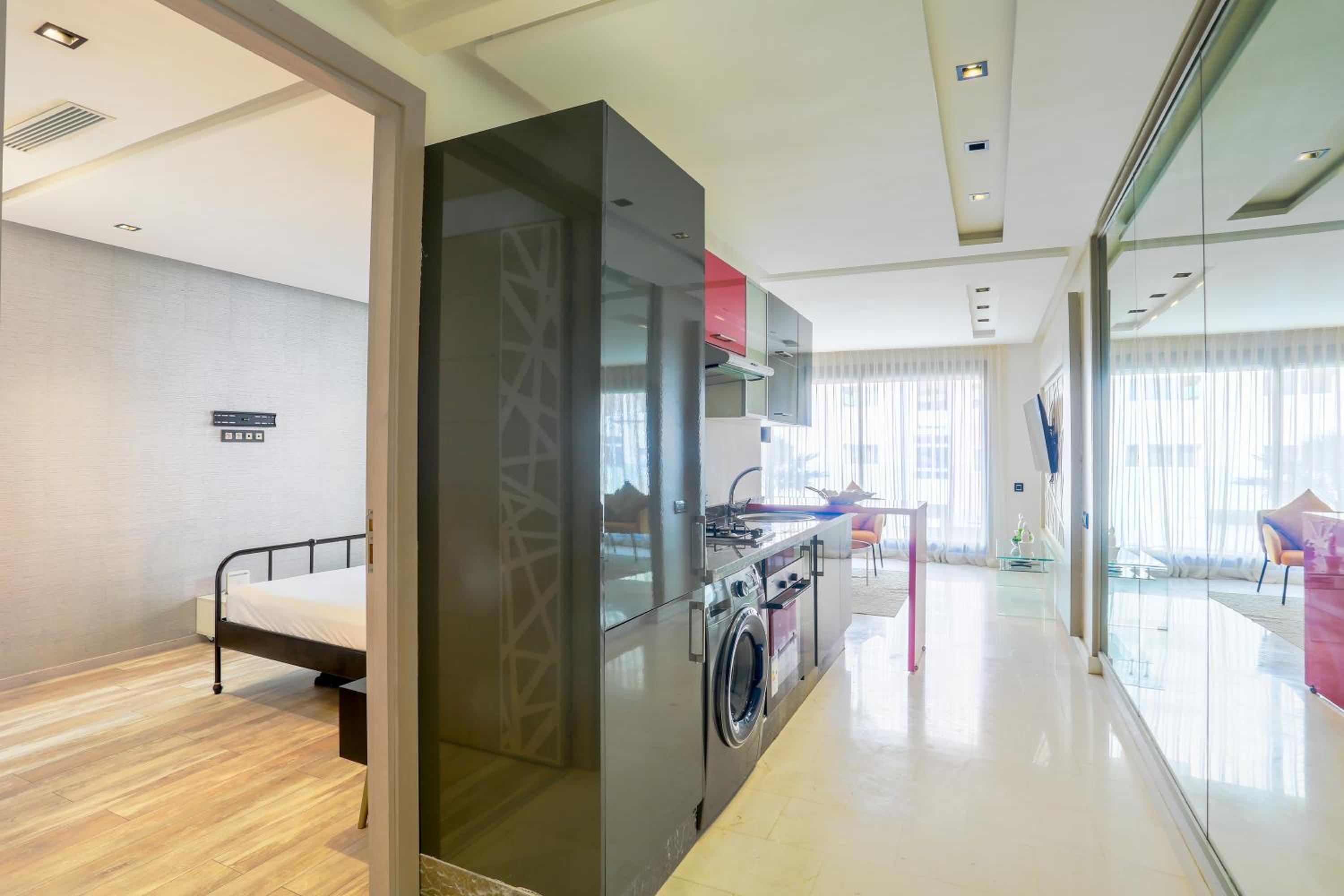 One-Bedroom Apartment - Photo 16
