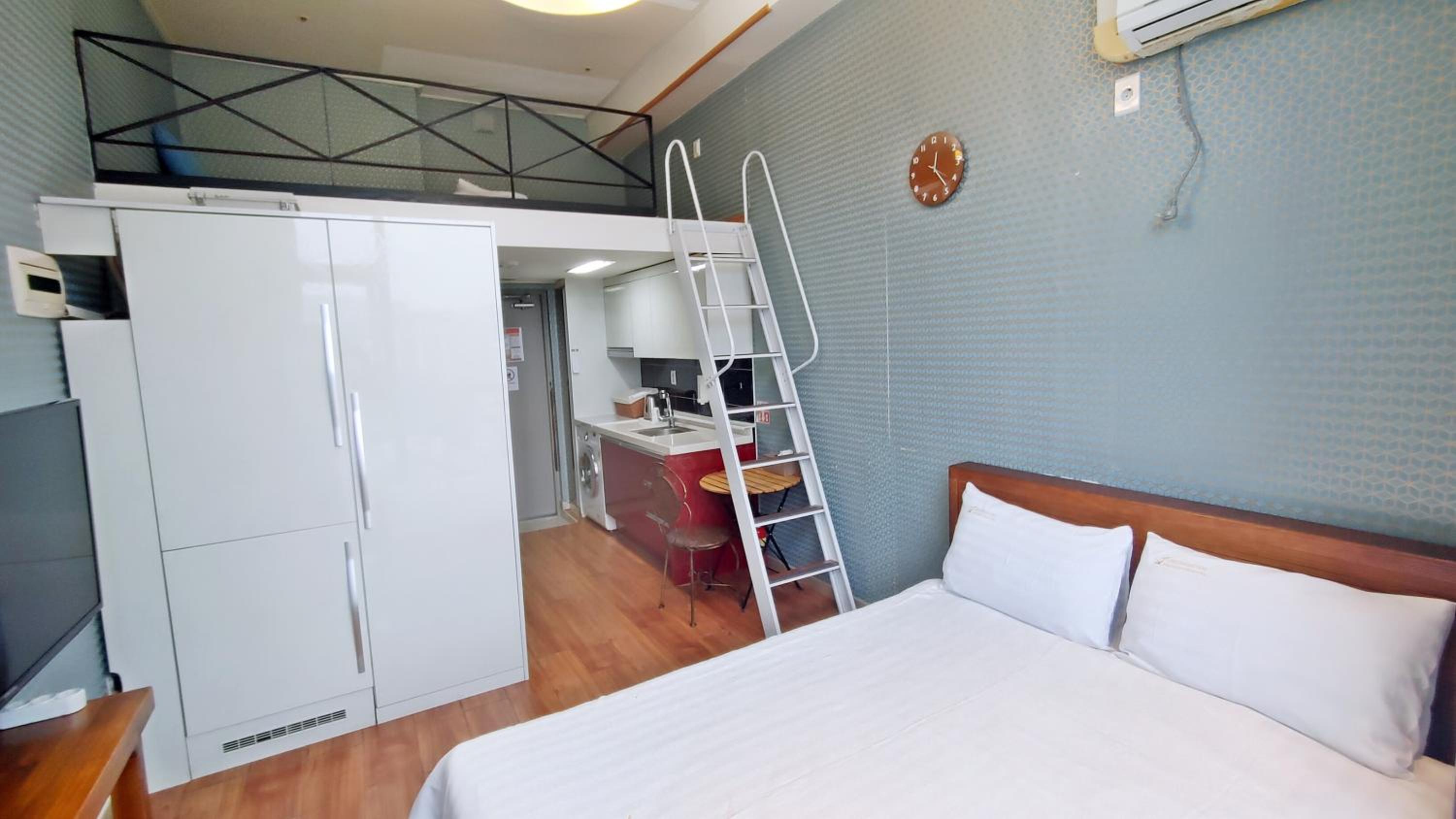 Triple Room with Mountain View