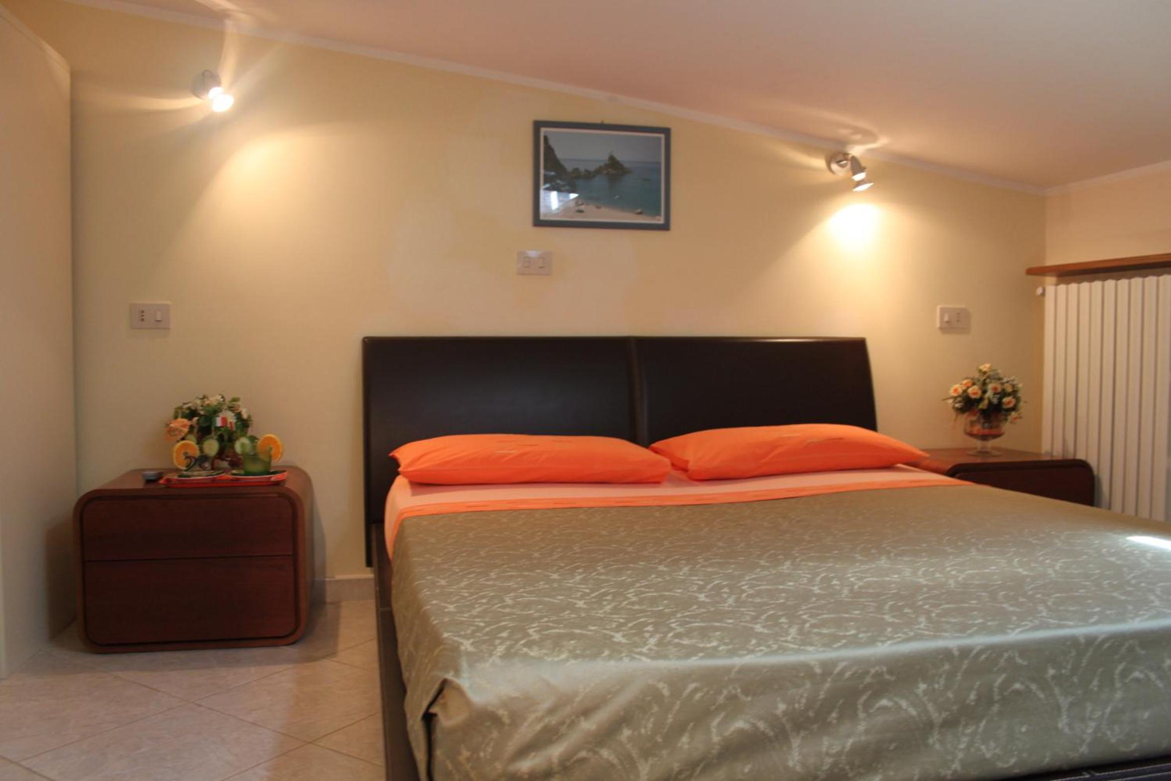 Large Single Room