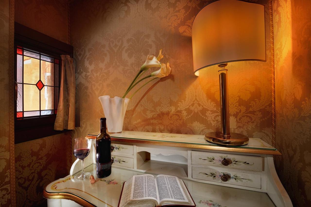 Superior Double or Twin Room with Canal View