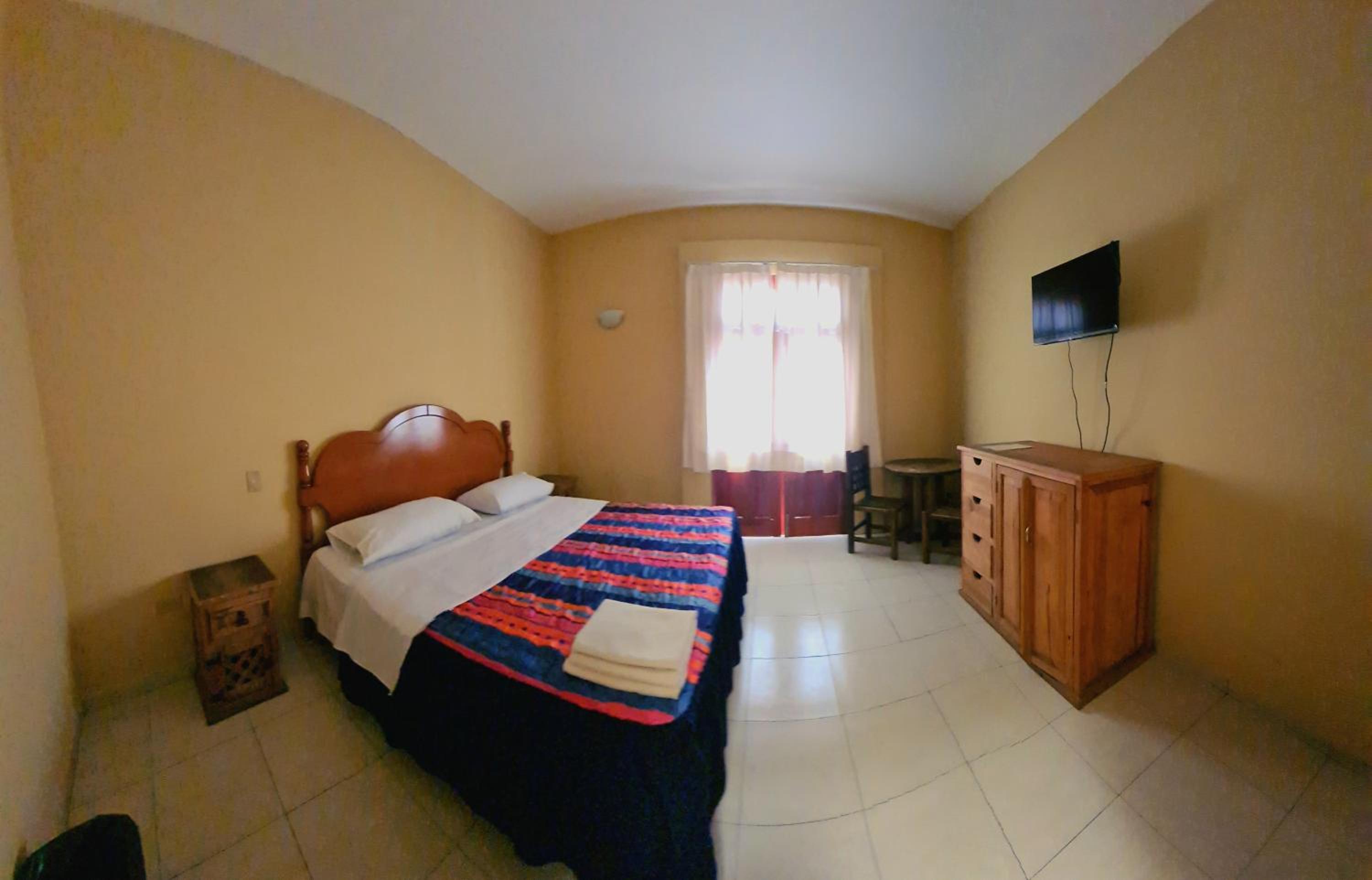 Deluxe Queen Room photo 3