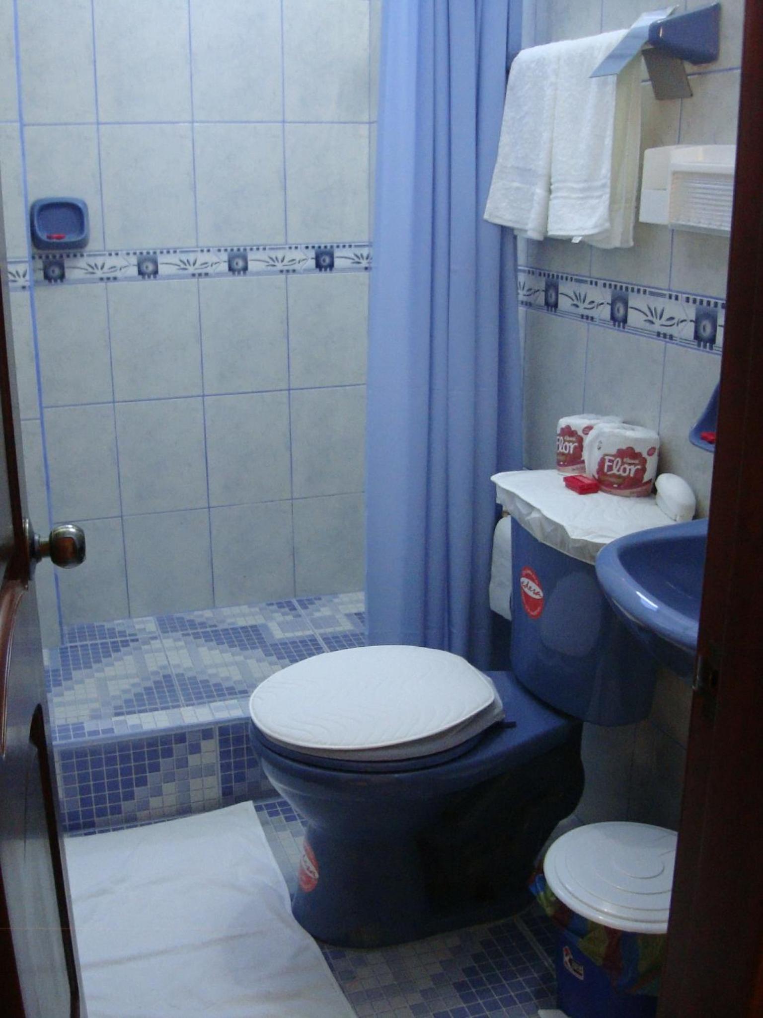 Budget Triple Room - Photo 9