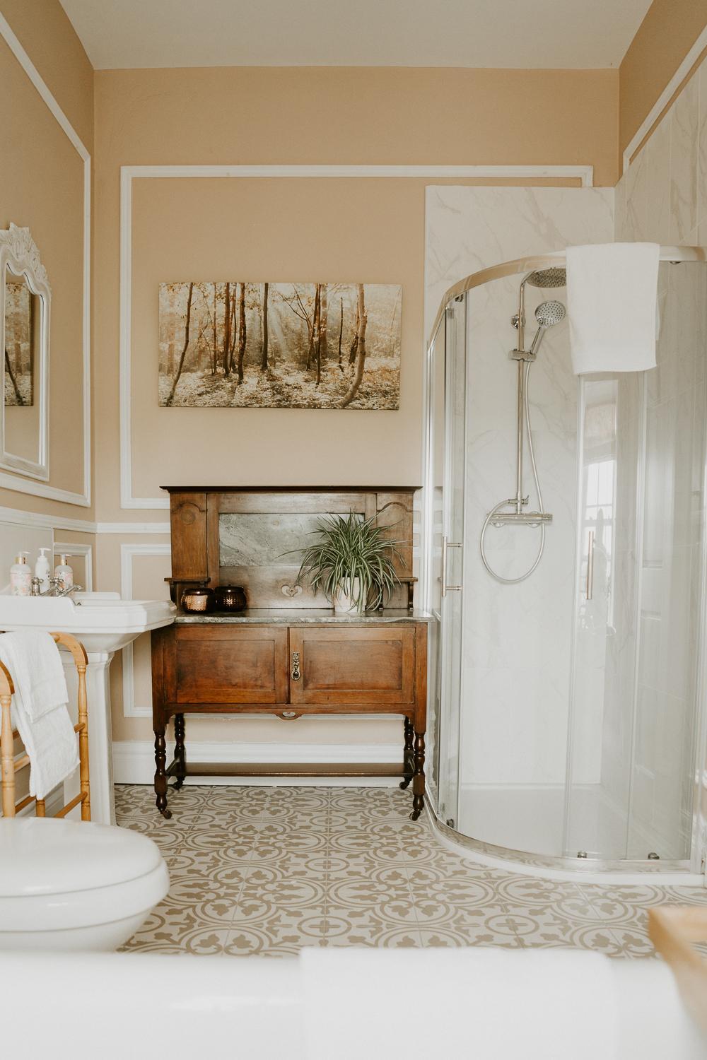 King Room with Spa Bath - Photo 7