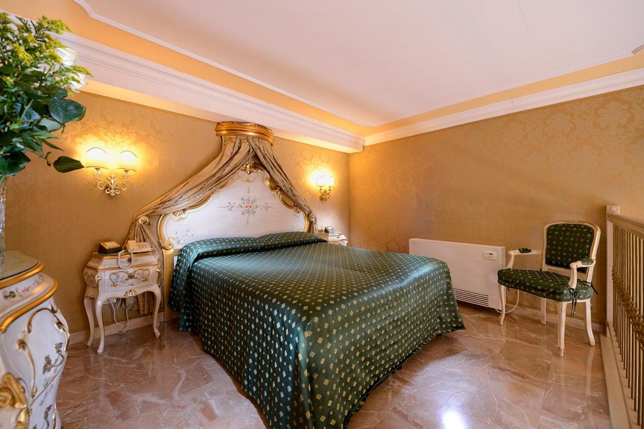 Superior Double or Twin Room - Split Level