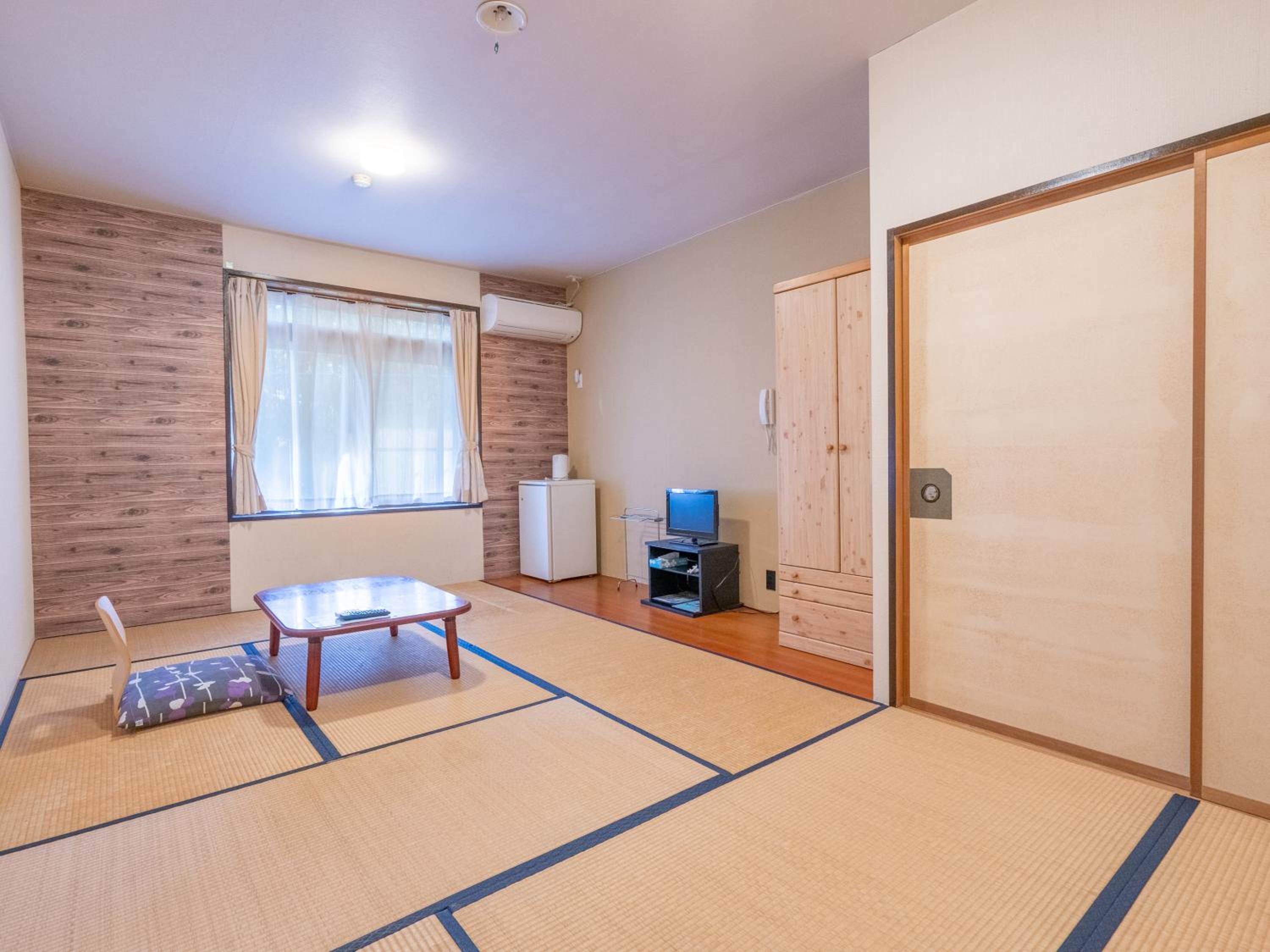 Quadruple Room with Bathroom photo 3