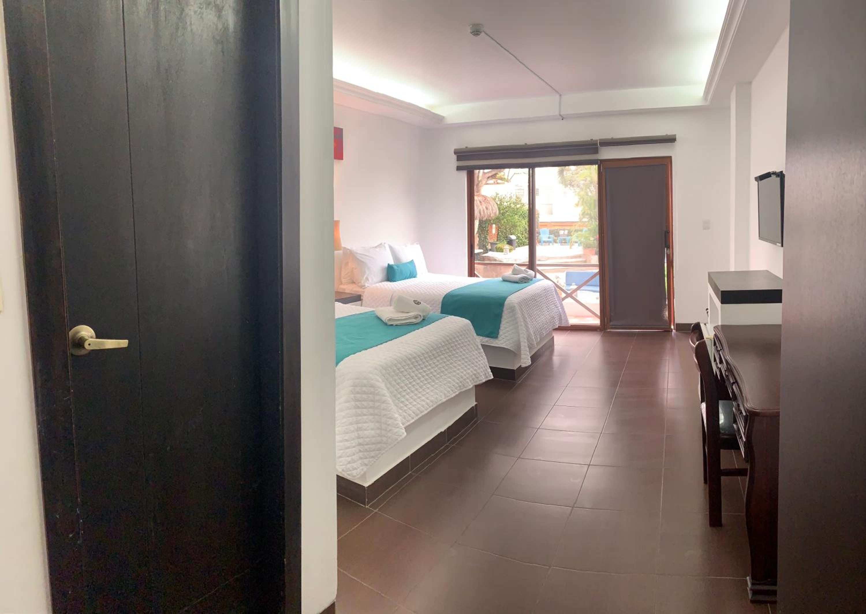 Deluxe Twin Room photo 2