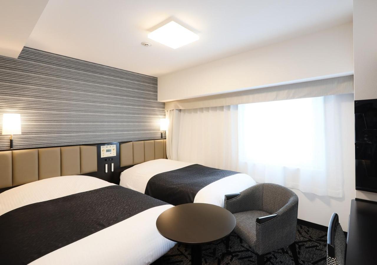 Twin Room - Non-Smoking - Photo 1