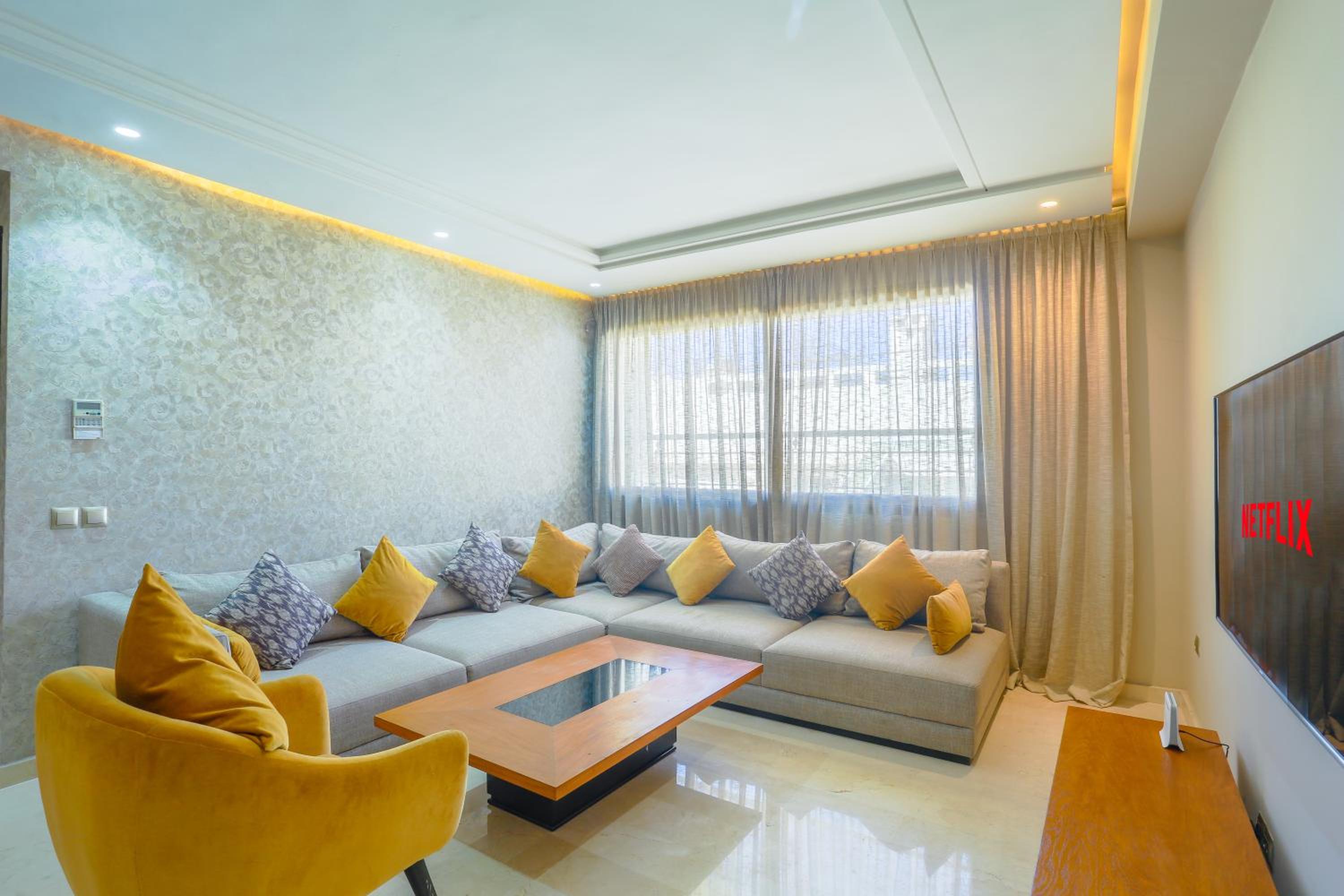 One-Bedroom Apartment - Photo 14