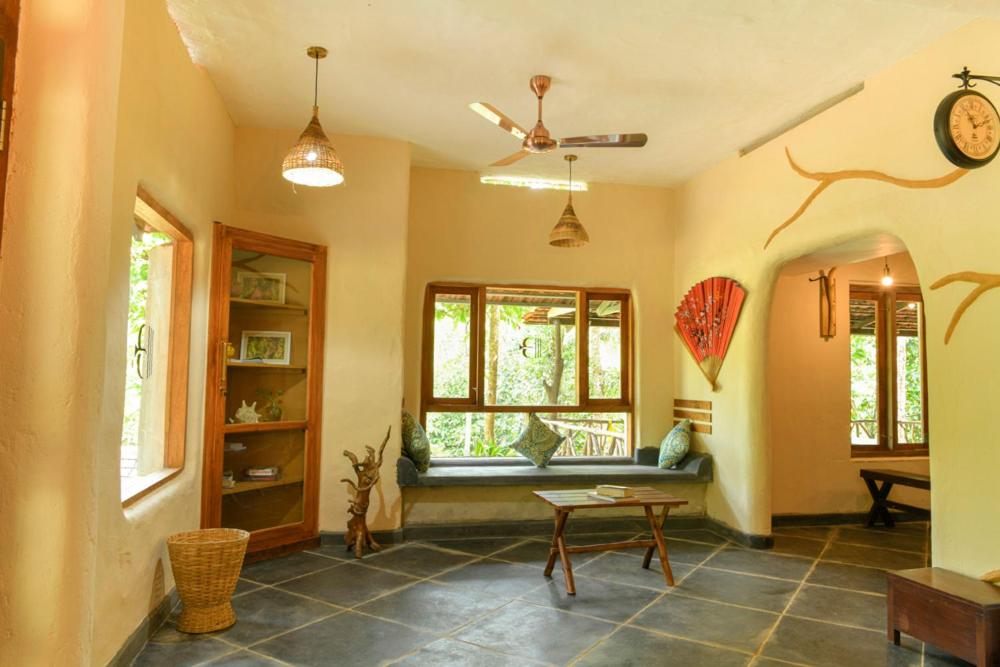 Deluxe Room - Photo 6