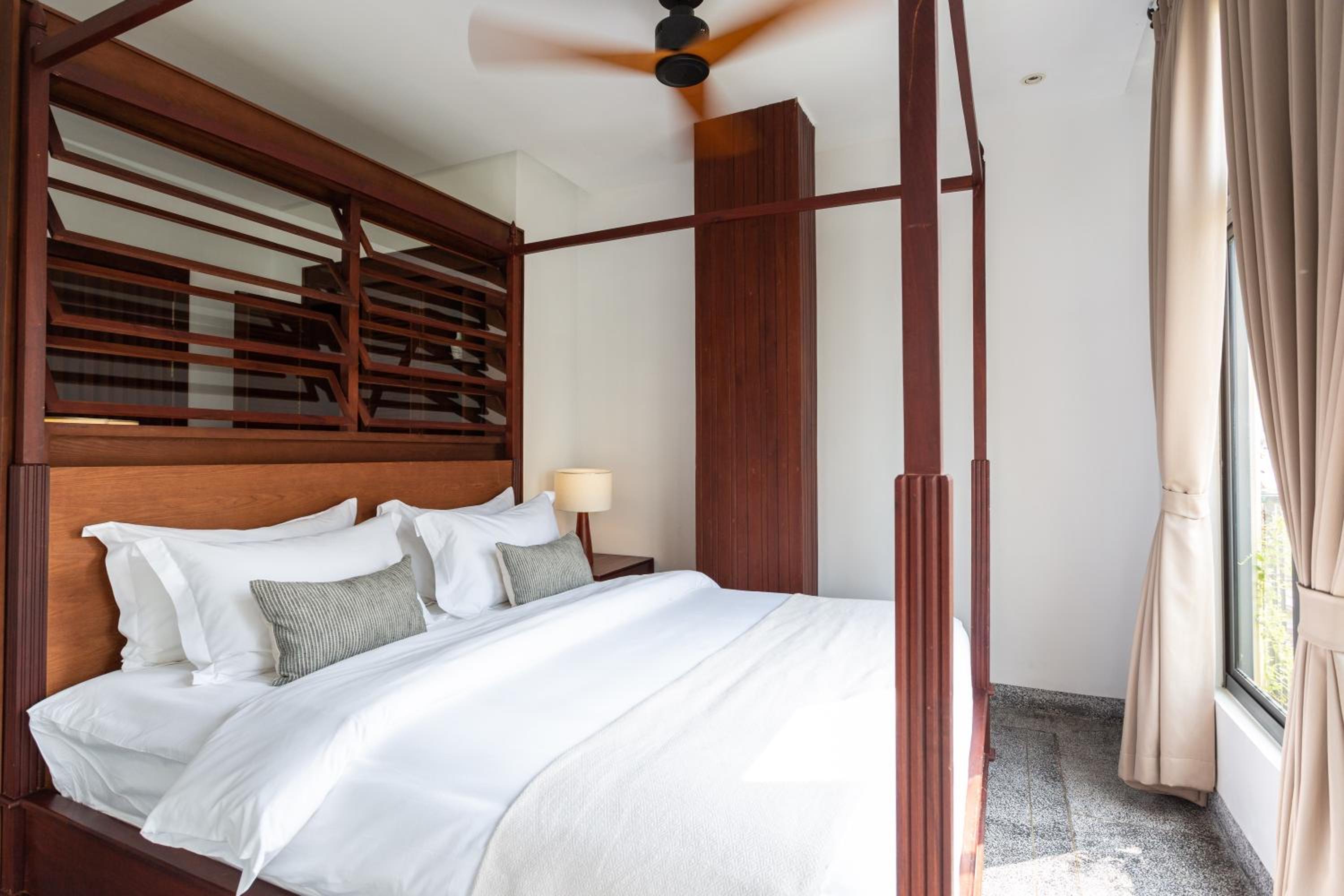 La Chronique Suite with City View - Photo 7