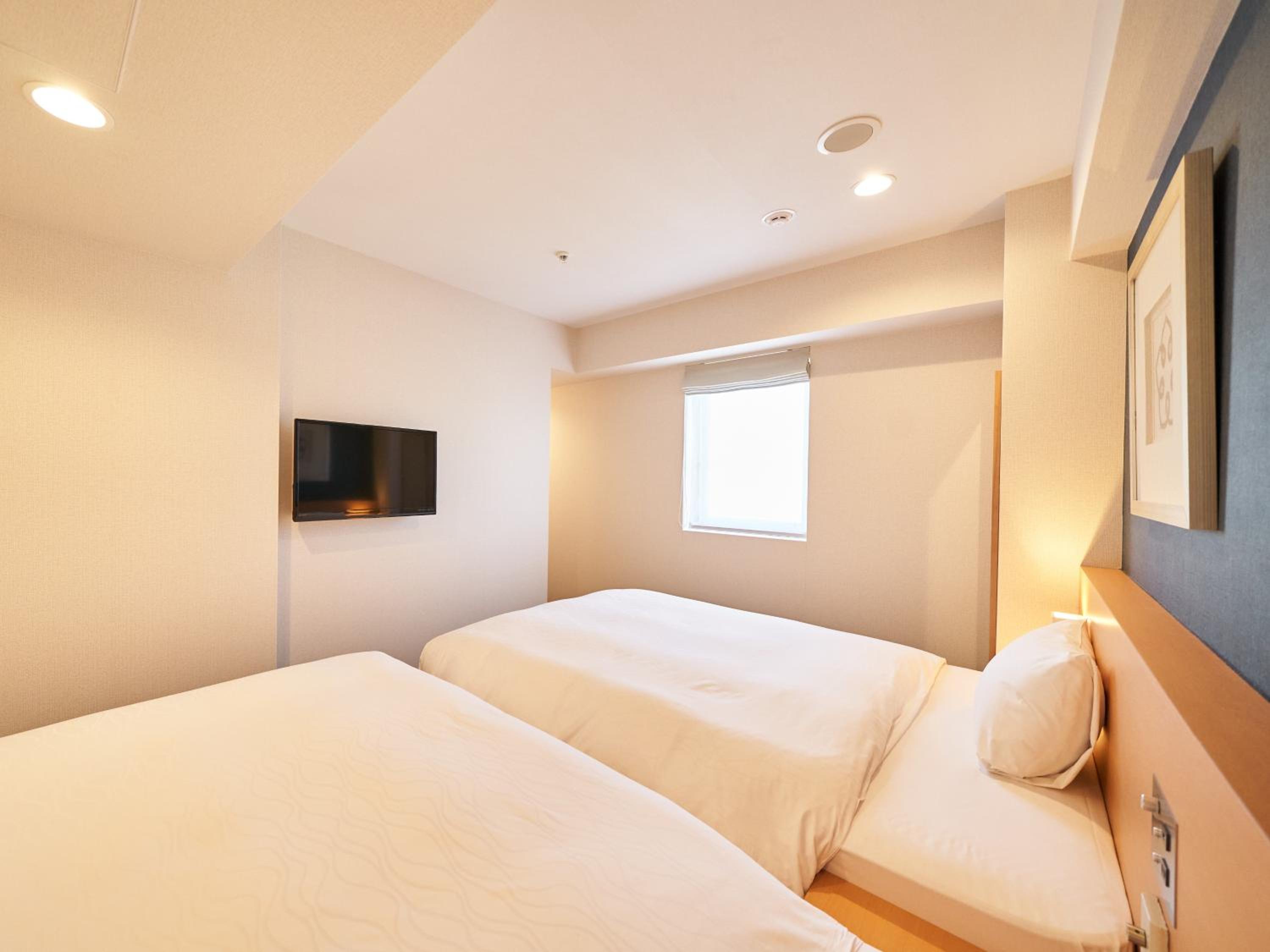 Superior Twin Room - Photo 4