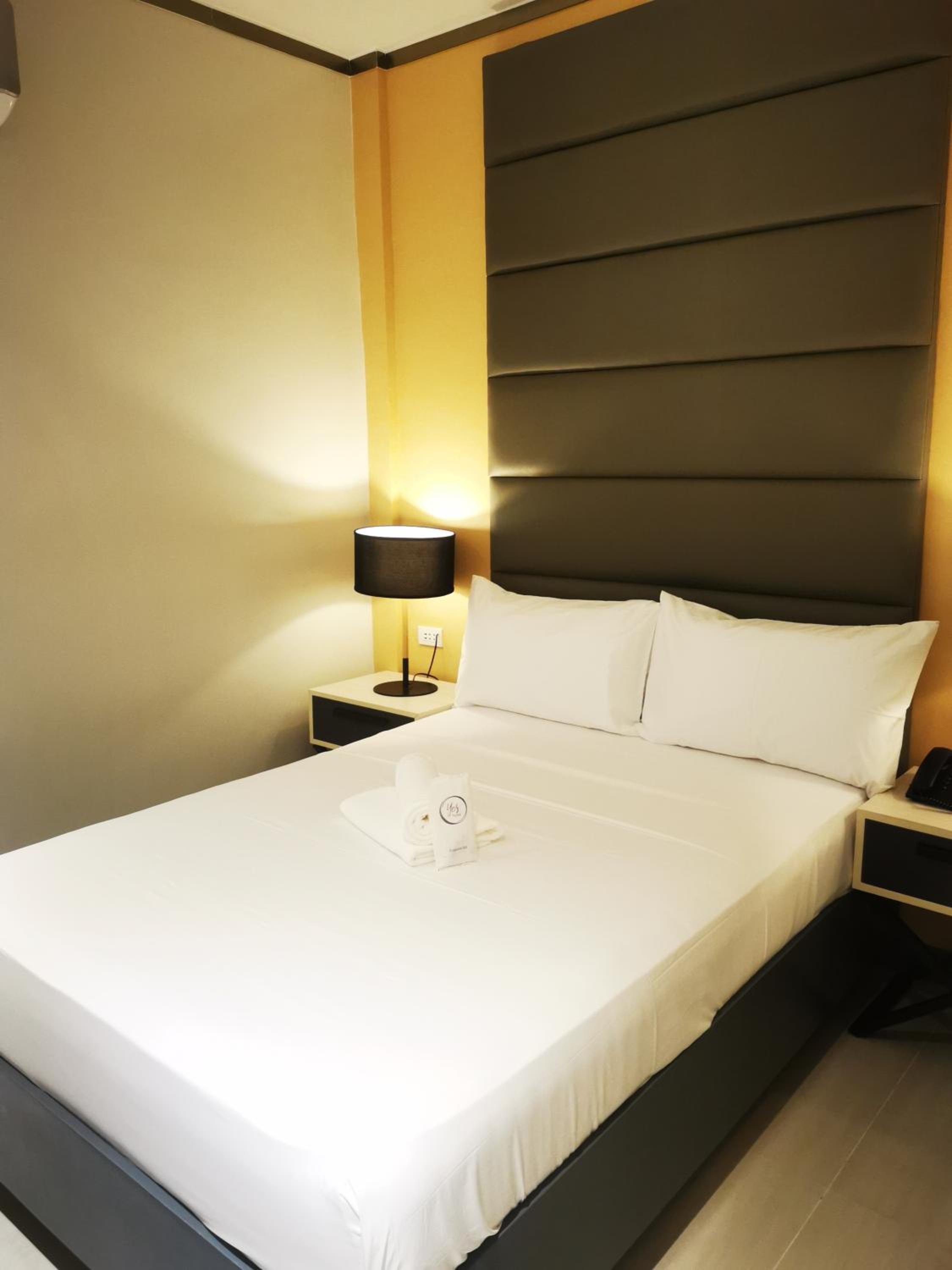 Superior Double Room - Photo 3