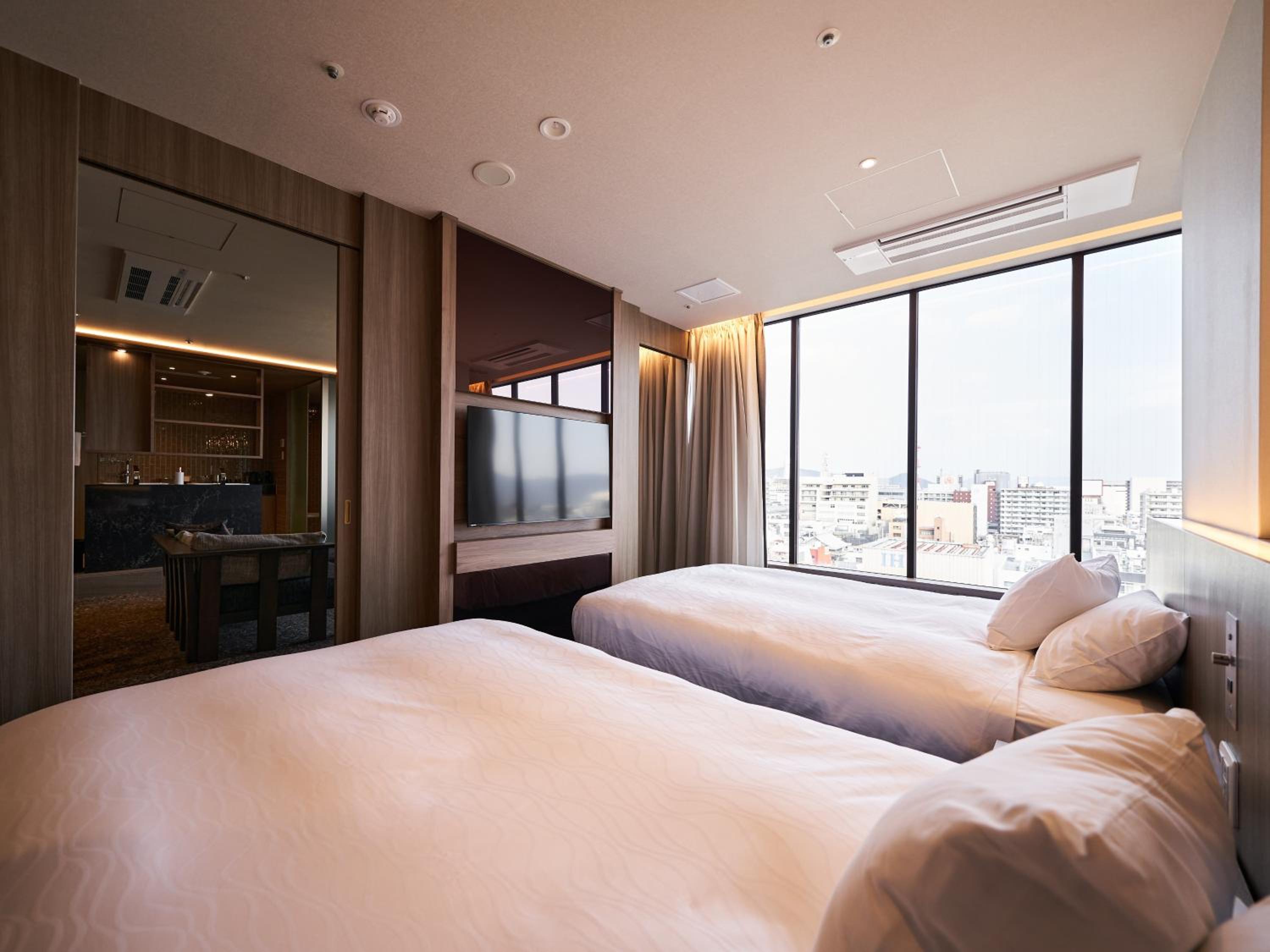 Executive Twin Room - Photo 10